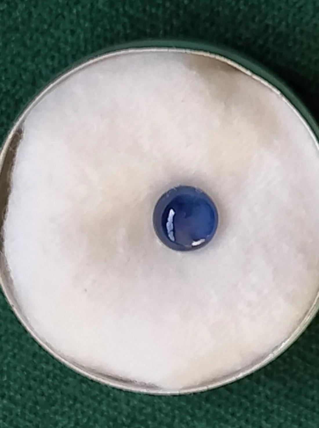 Blauwe saffier cabochon