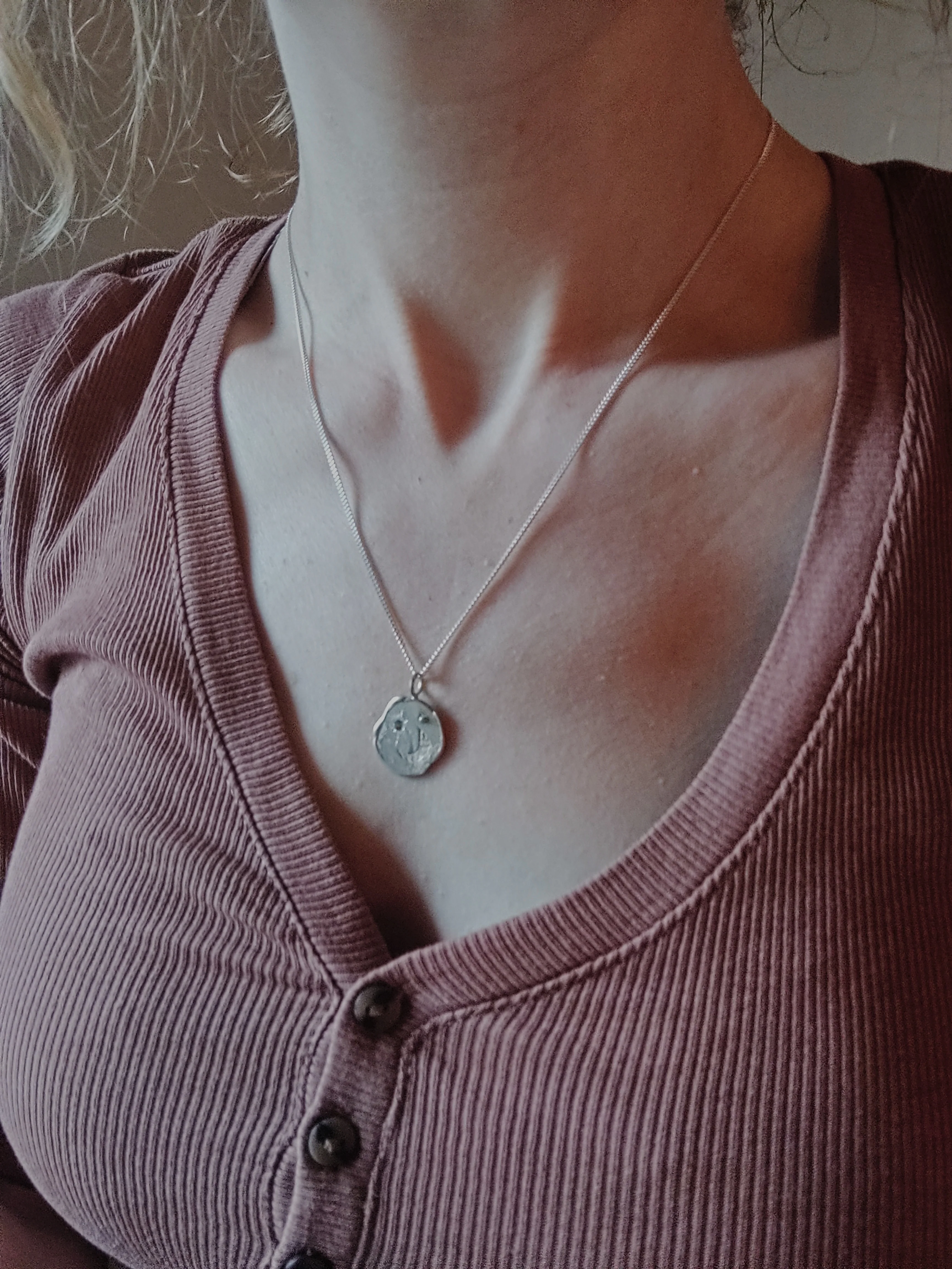 Ketting in zilver met 18k geel gouden bolletje - Luna