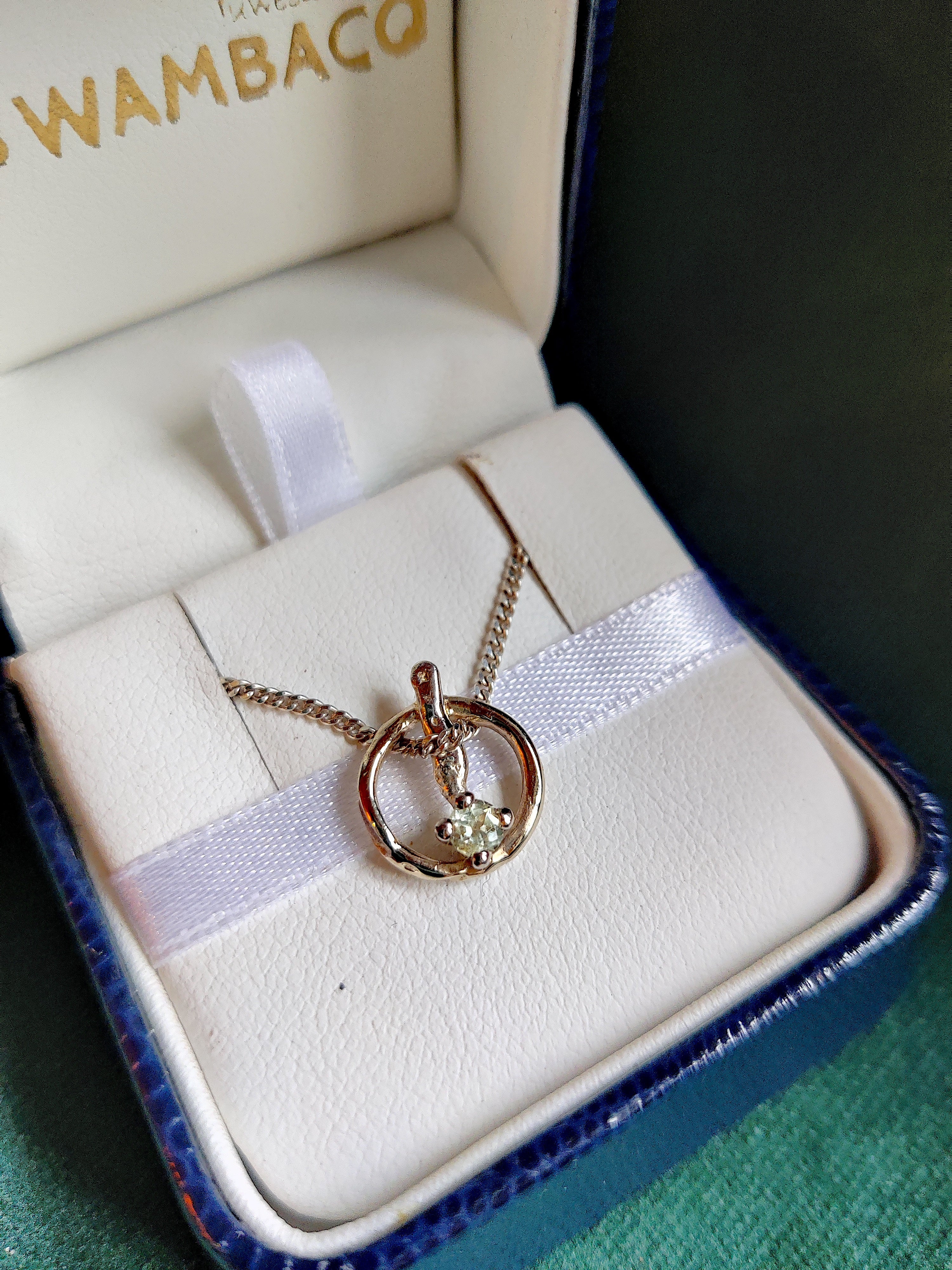 Hanger in 18K champagne wit goud met grossular: Electra