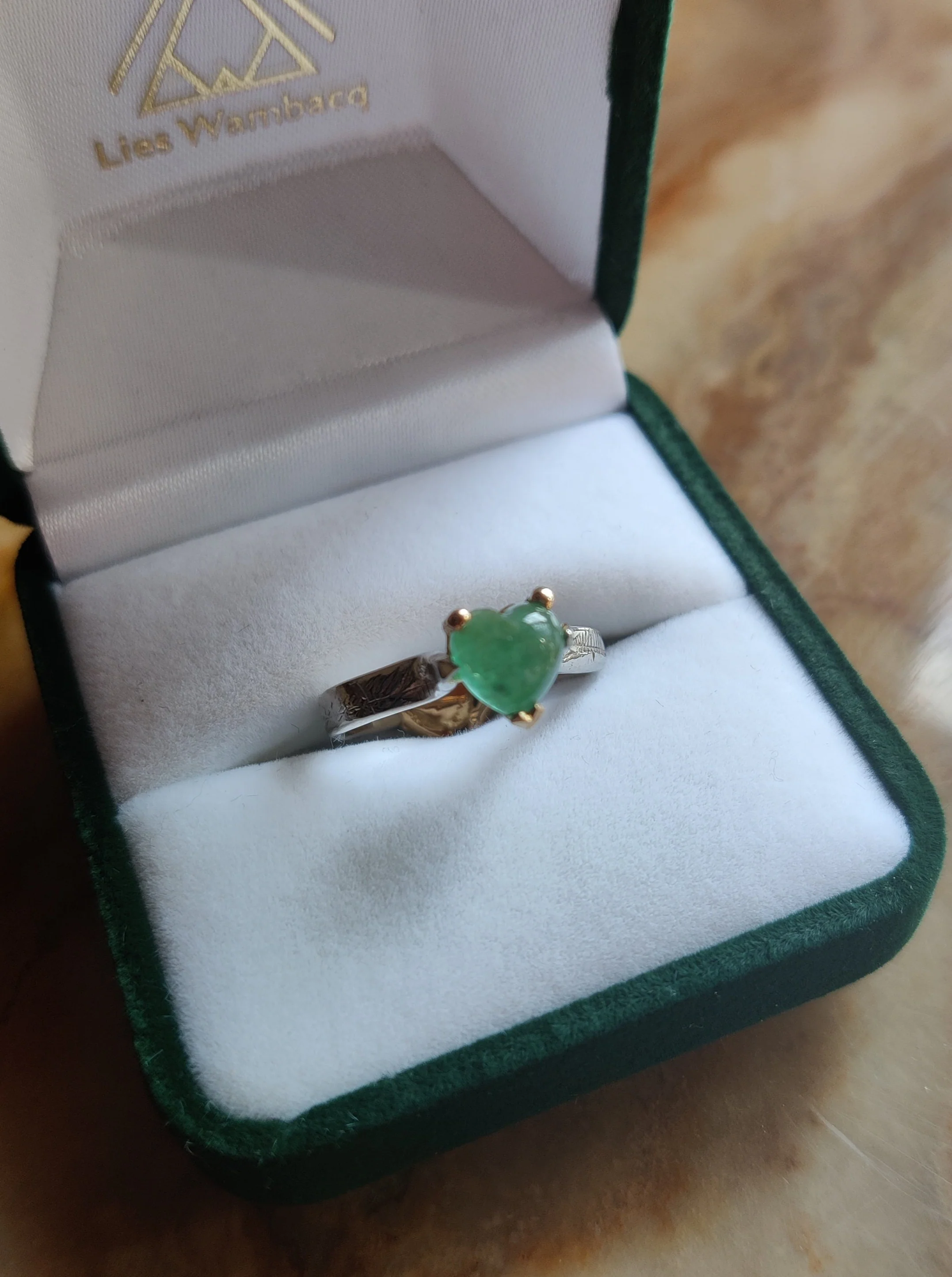 Ring in 14K geel goud met smaragd - Isabel