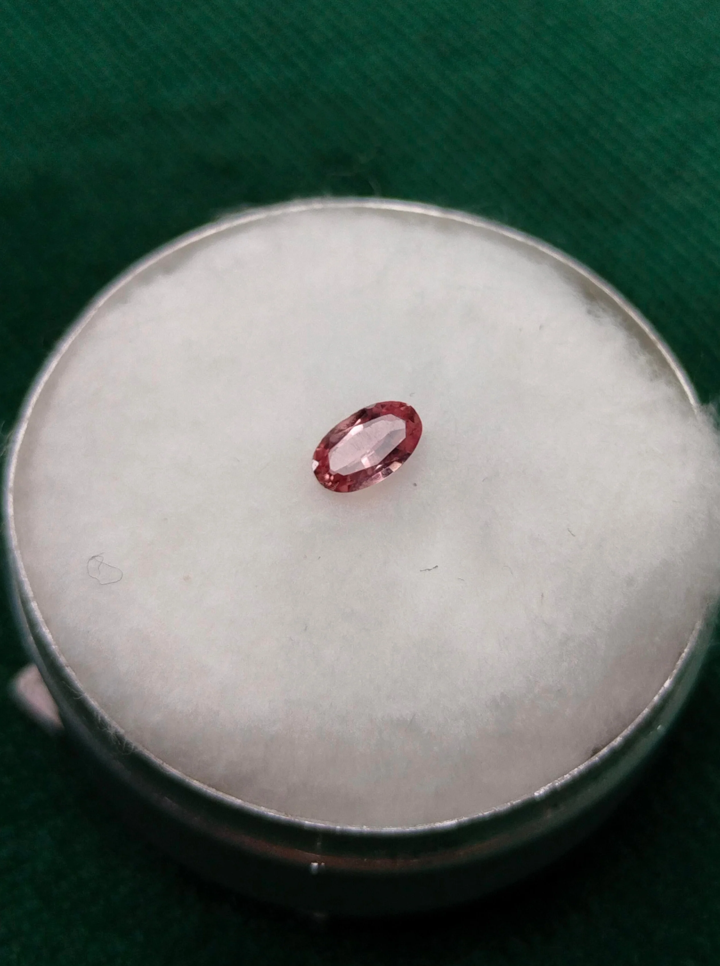 Licht roze saffier 0,32 ct