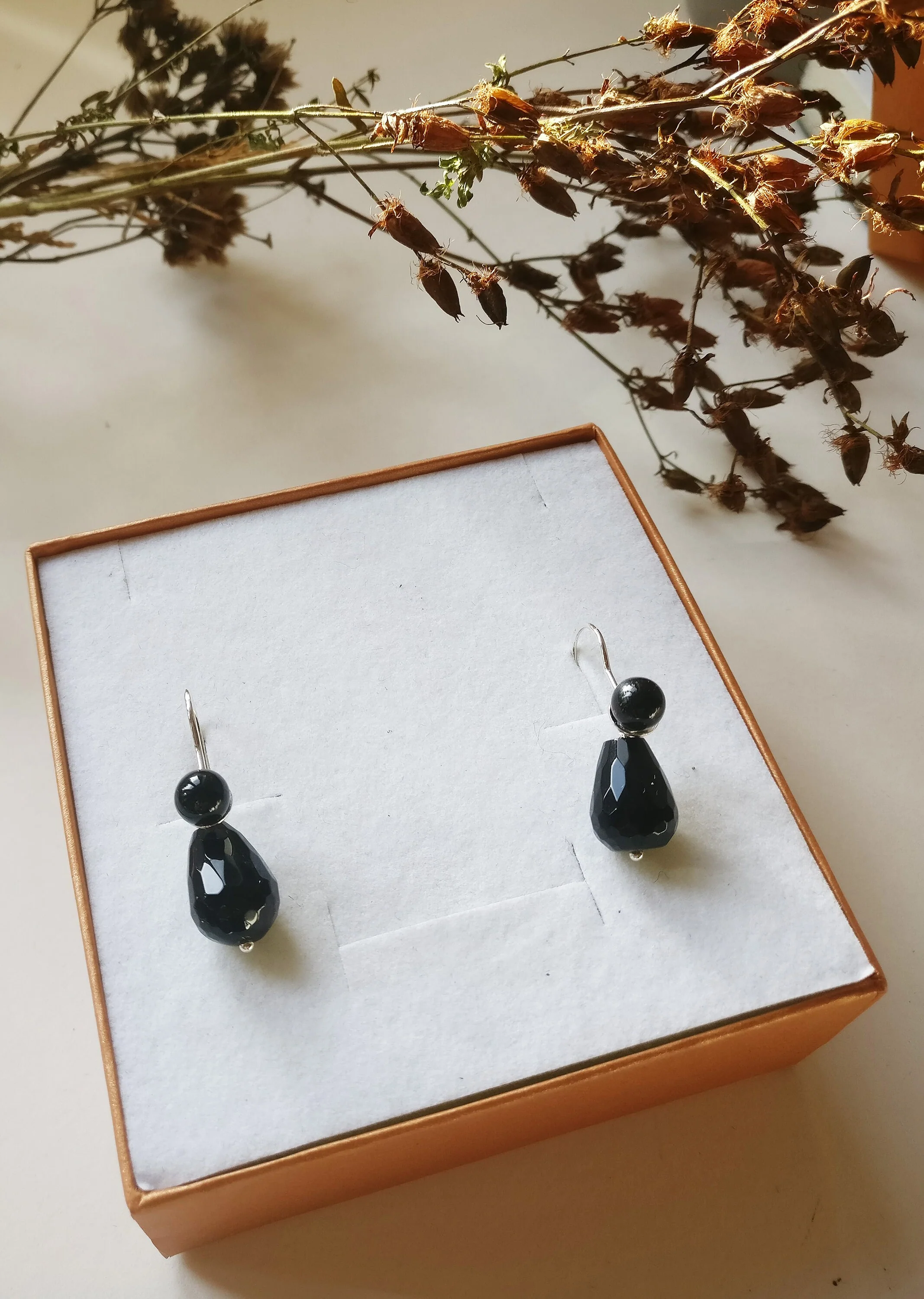 Oorbel in zilver met zwarte onyx: Change zwart