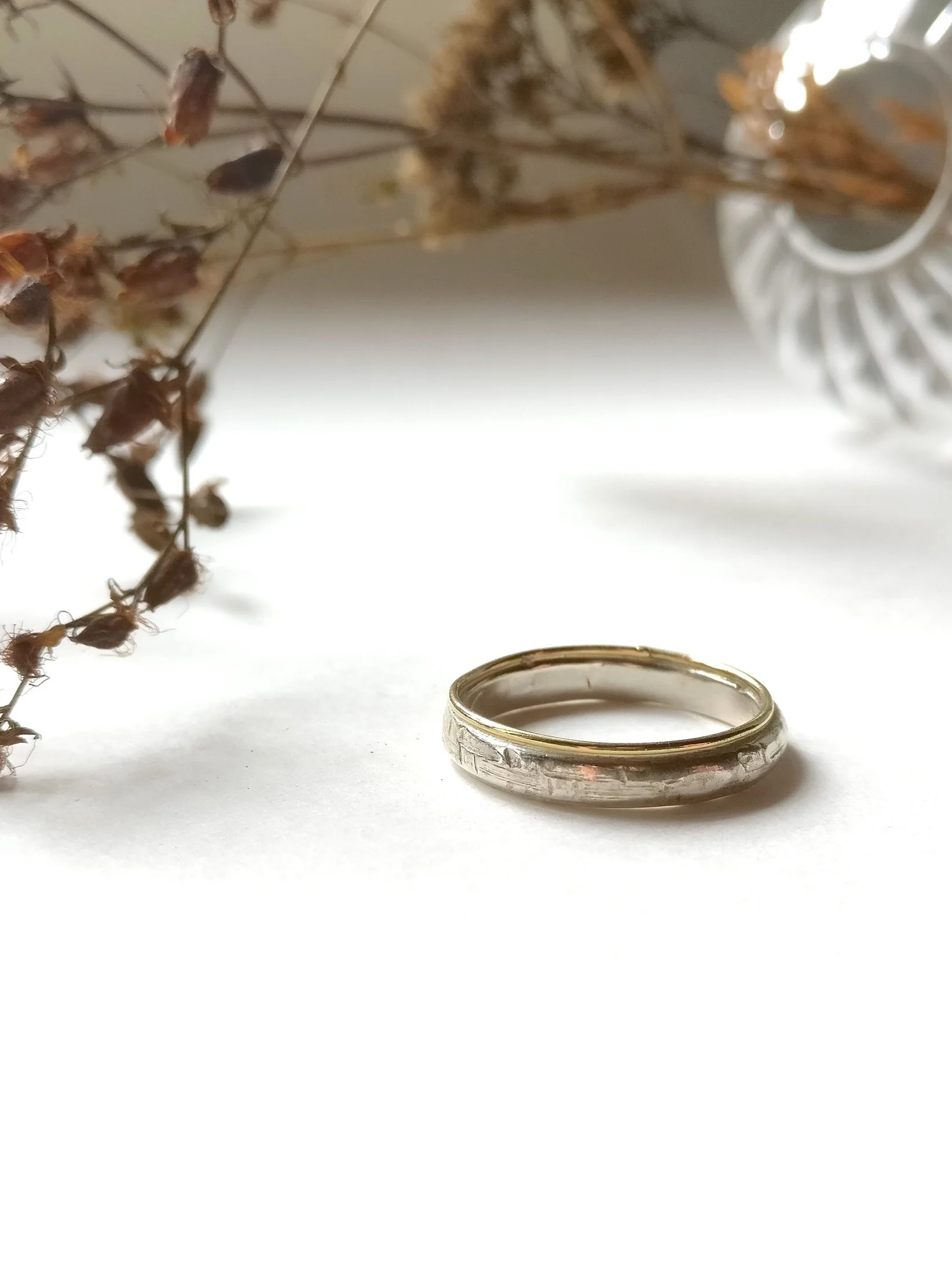 Ring in zilver en 18K geel gouden band: Kahn