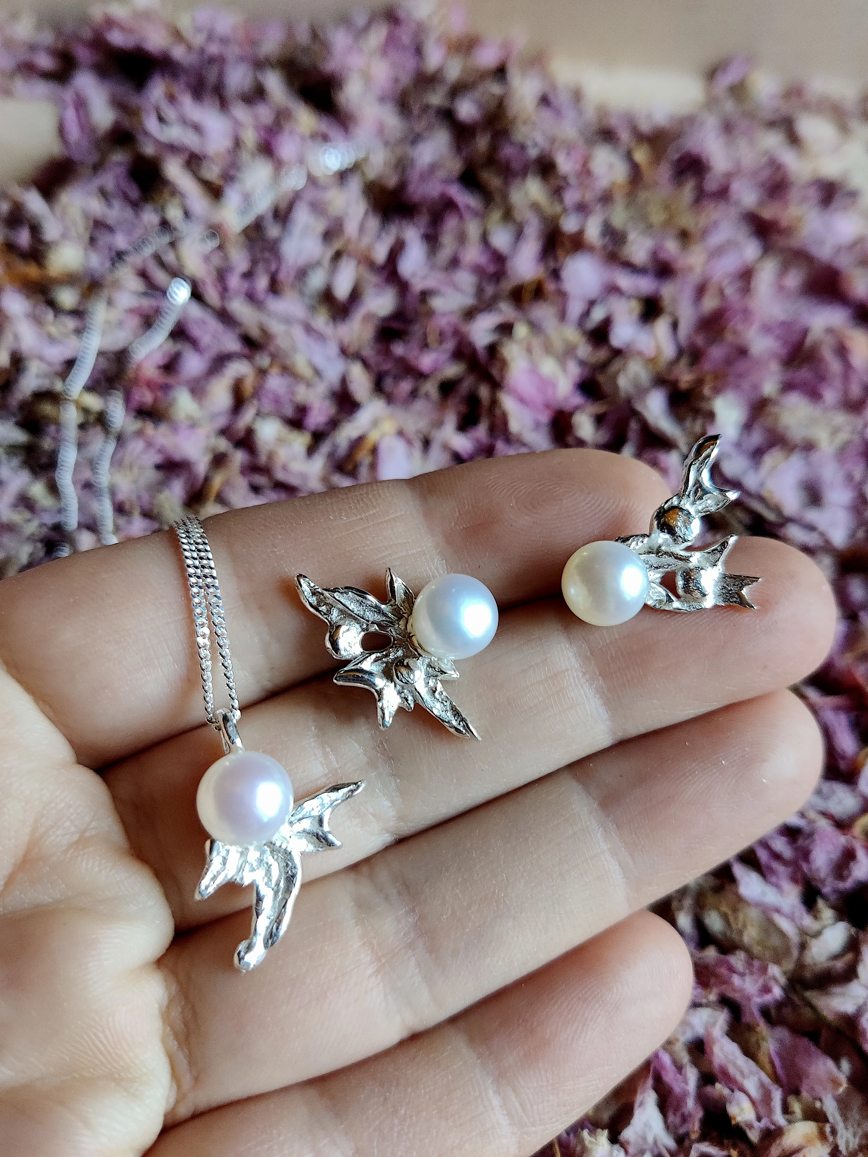 Set van ketting en oorbel in zilver met zoetwaterparel: Bouton bouquet