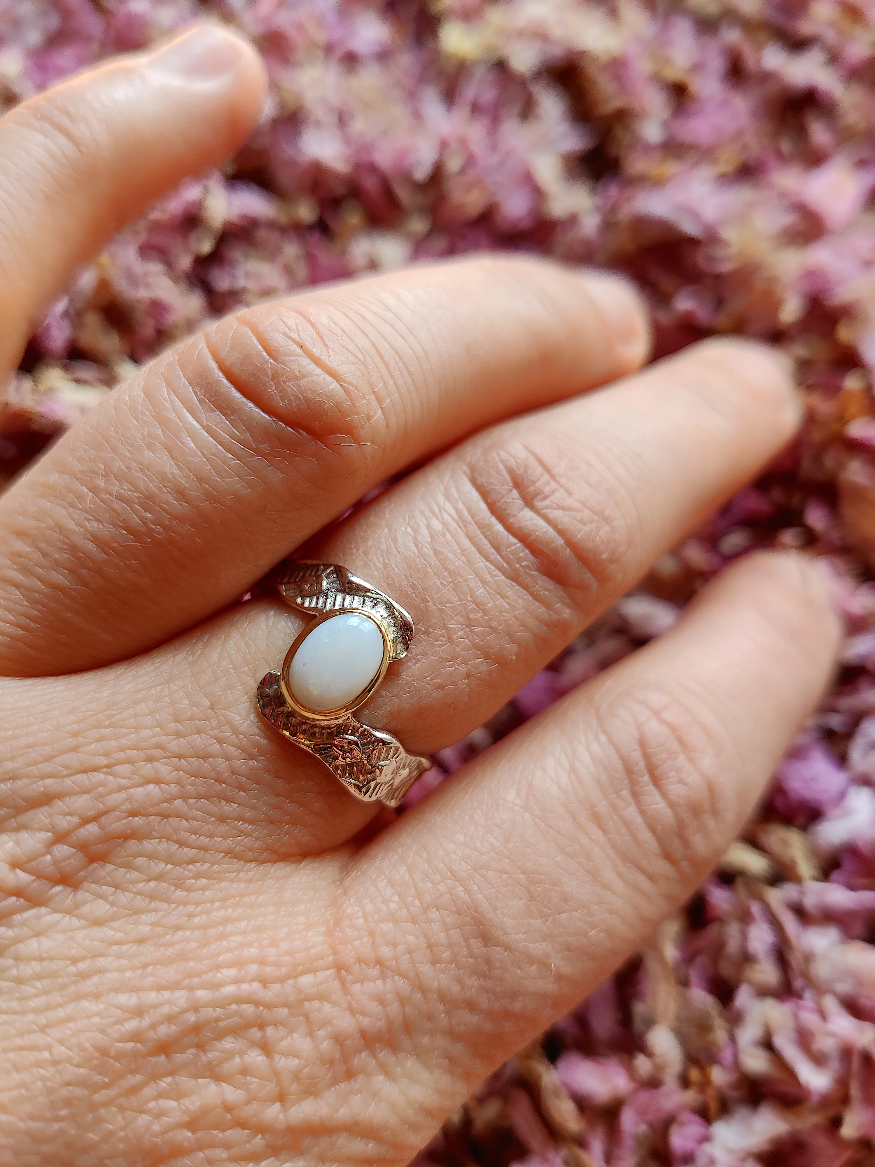 Ring in zilver en 18k geel goud met opaal: Juno