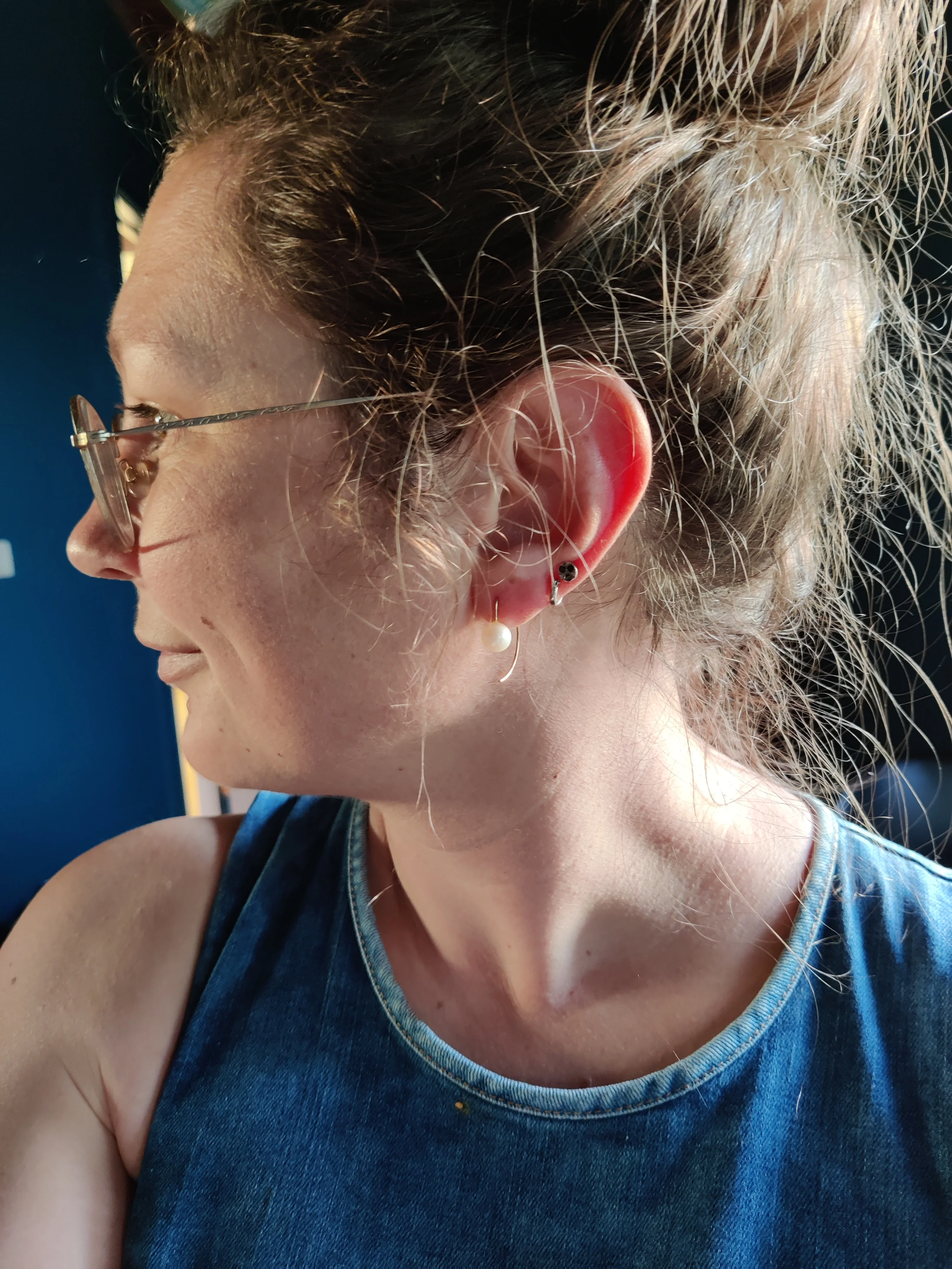 Oorbel in 18K wit goud met parel: Ellips