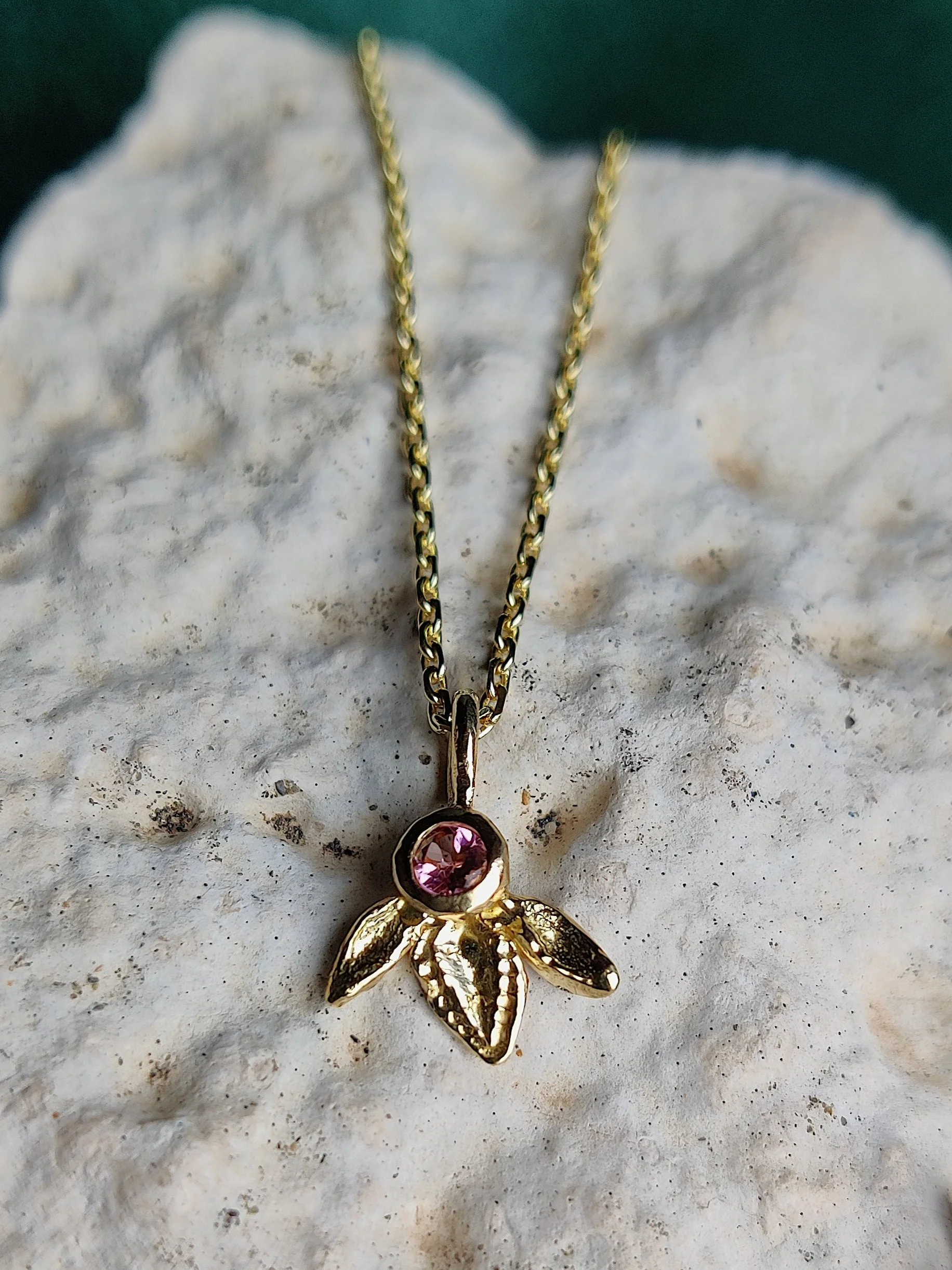 Hanger in 18k geel goud met roze toermalijn - Ivy