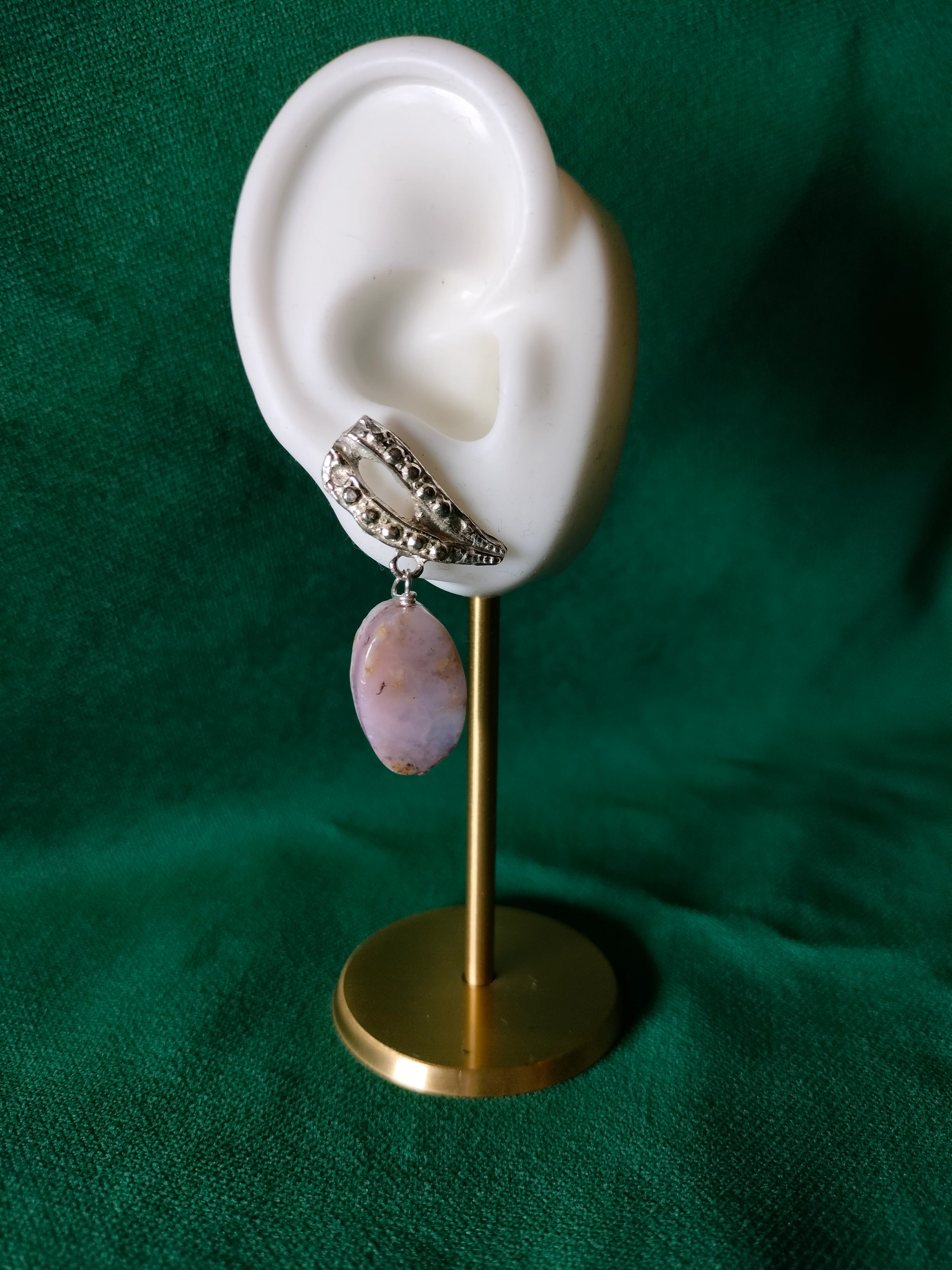 Oorbel in zilver met boulder opaal: Pink