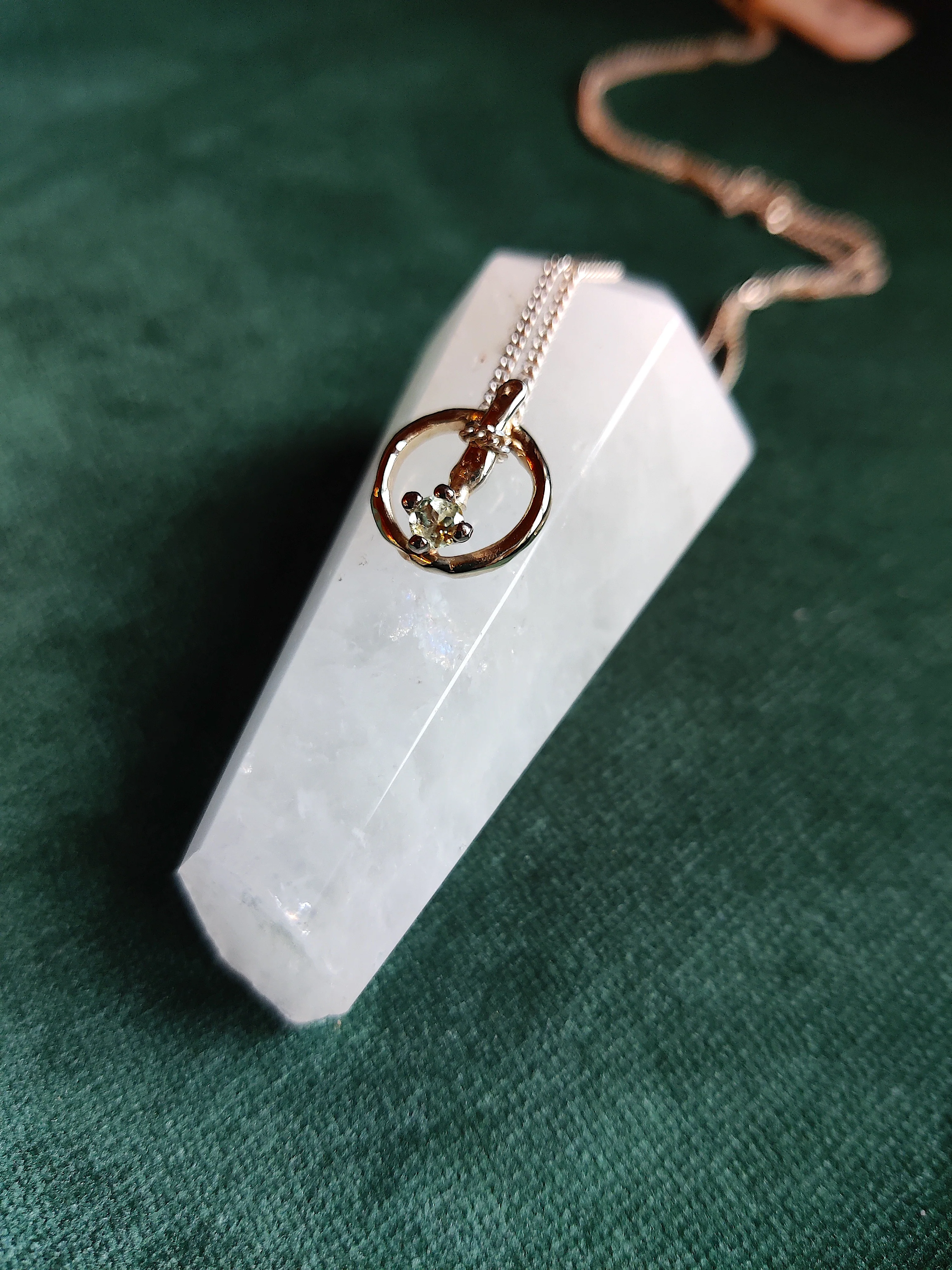 Hanger in 18K champagne wit goud met grossular: Electra