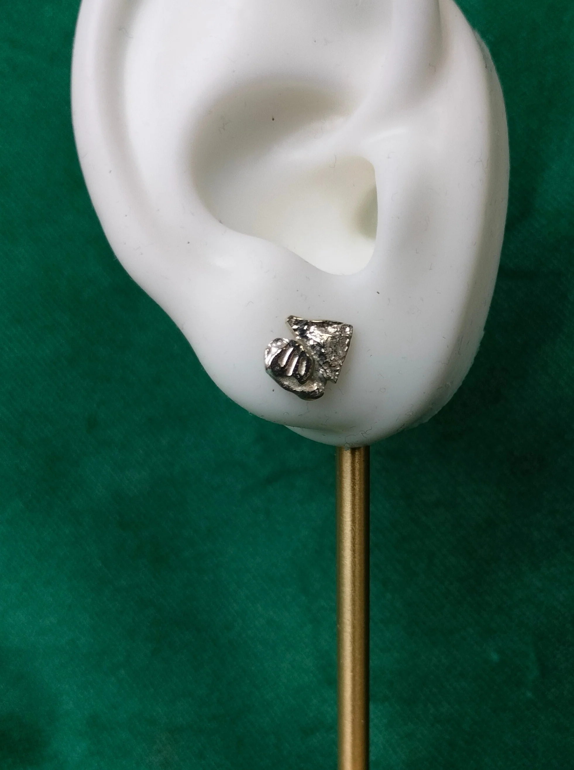 Oorbel in zilver - An