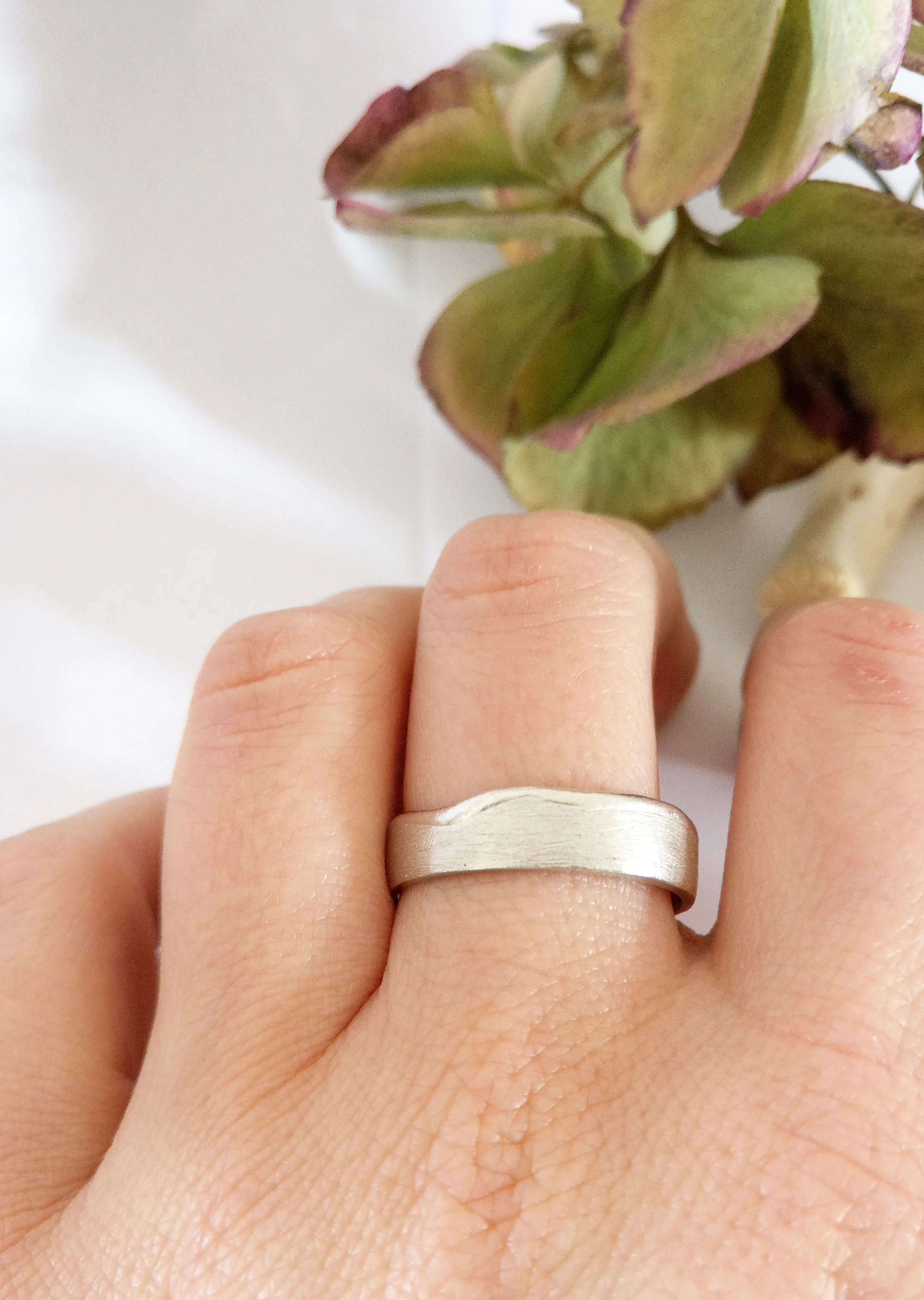 Trouwringen in 18k wit goud met diamant: William en Kate