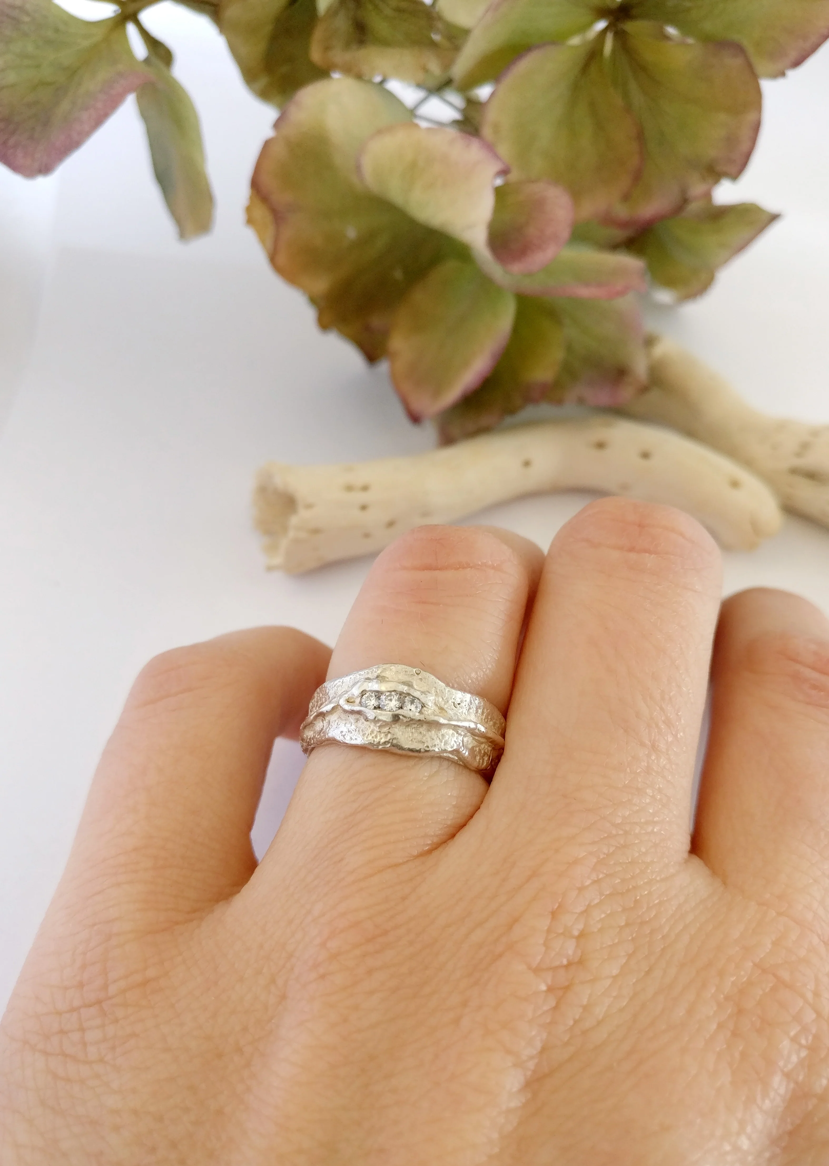 Trouwringen in 18k wit goud en diamant: Simba en Nala