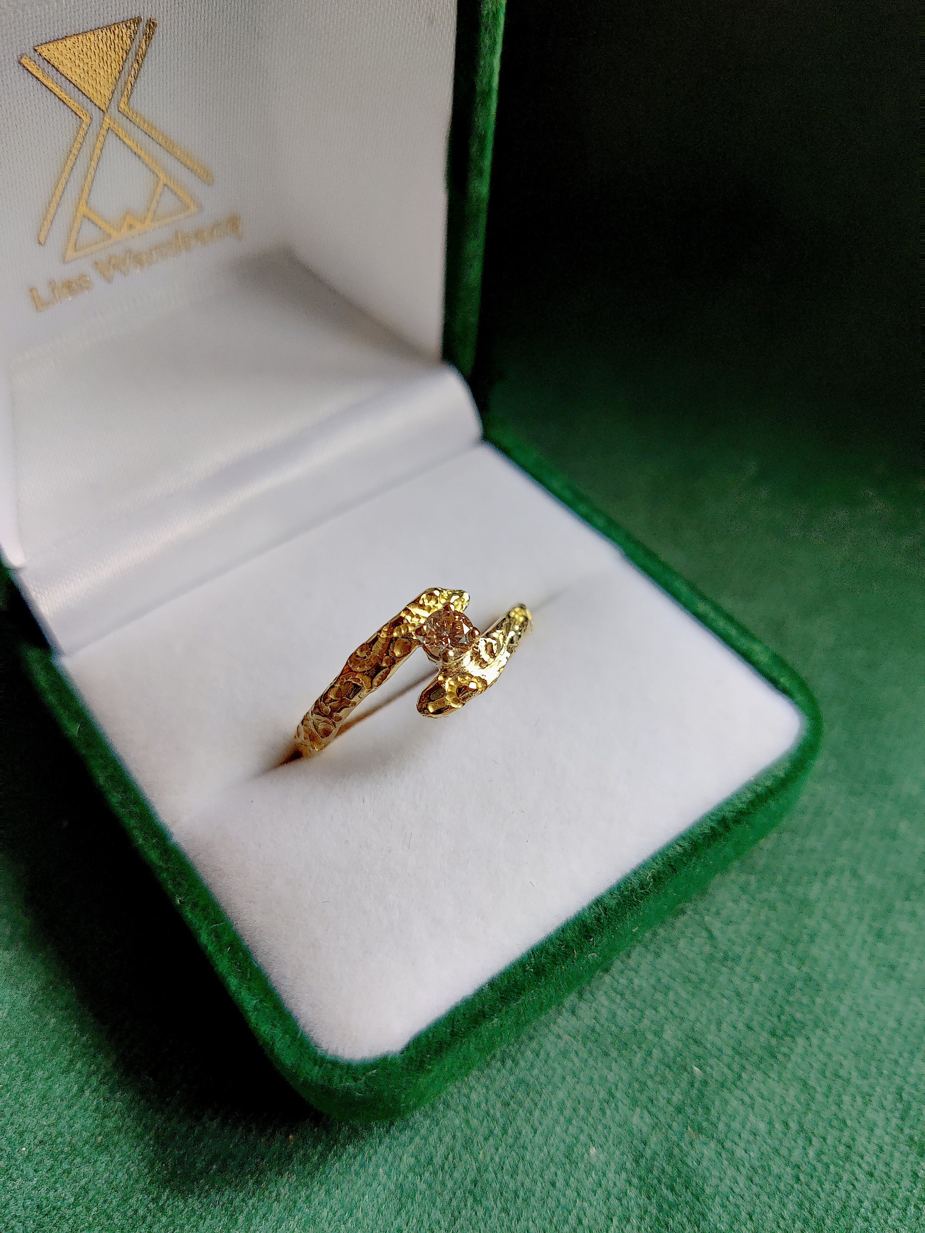 Ring in 18k geel goud met bruine diamant - Lucille