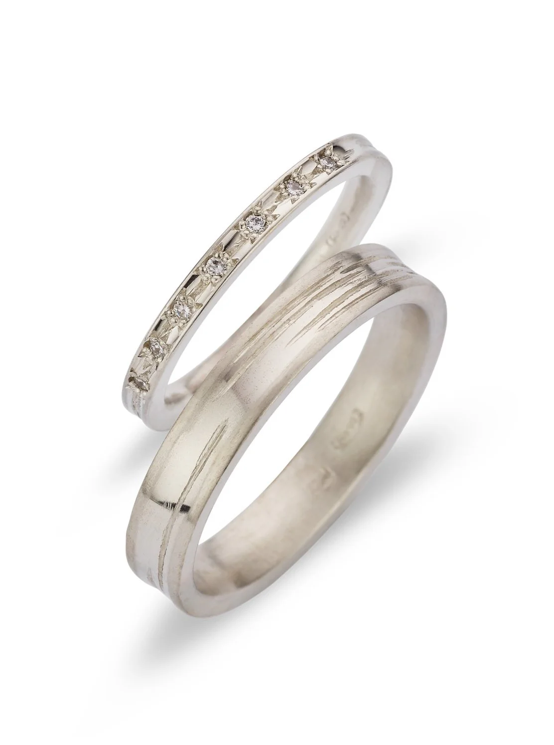 Trouwringen in 18k wit goud met diamant: Meg en Jack