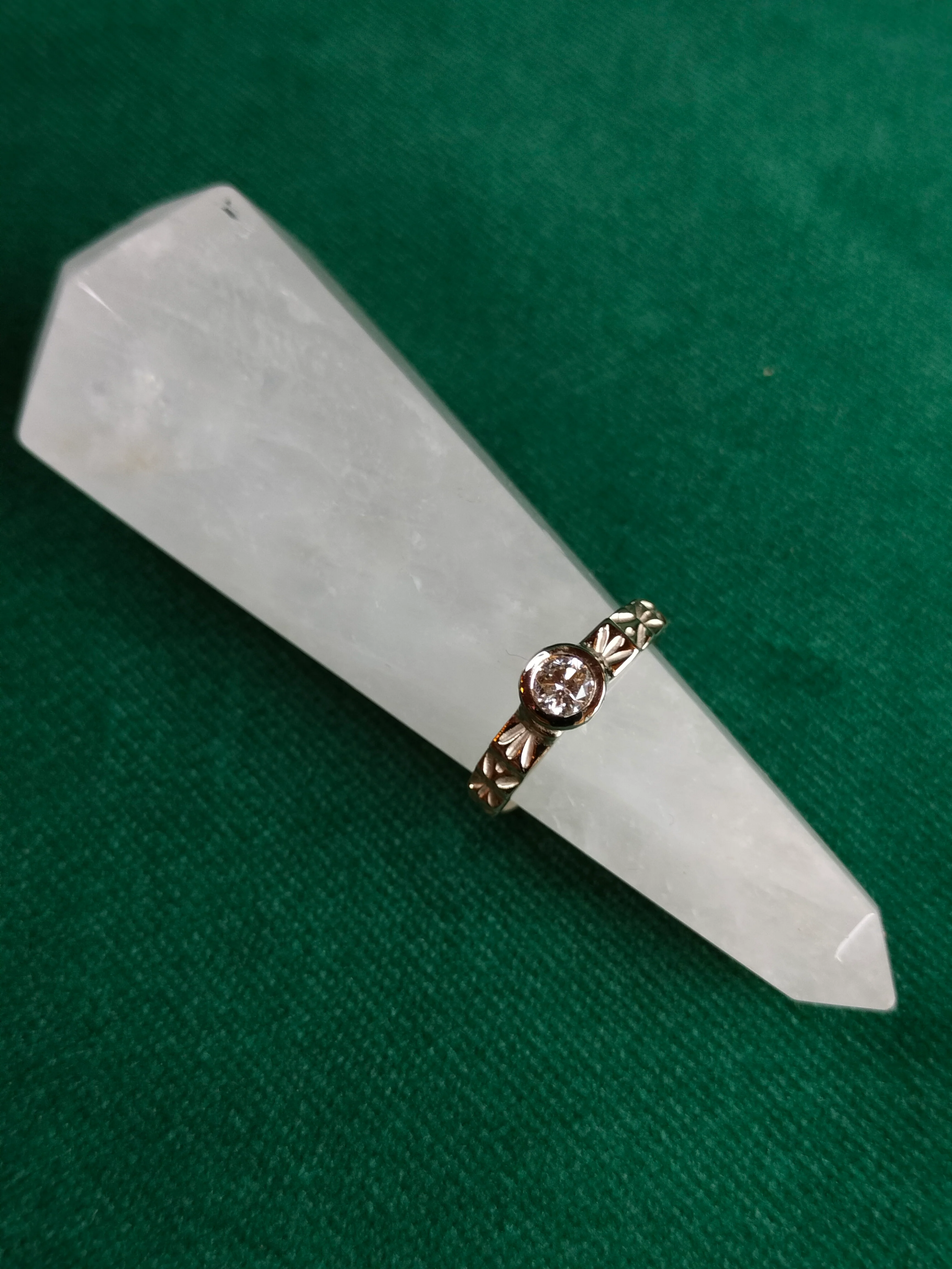 Ring in 18k wit goud met diamant: Sophia