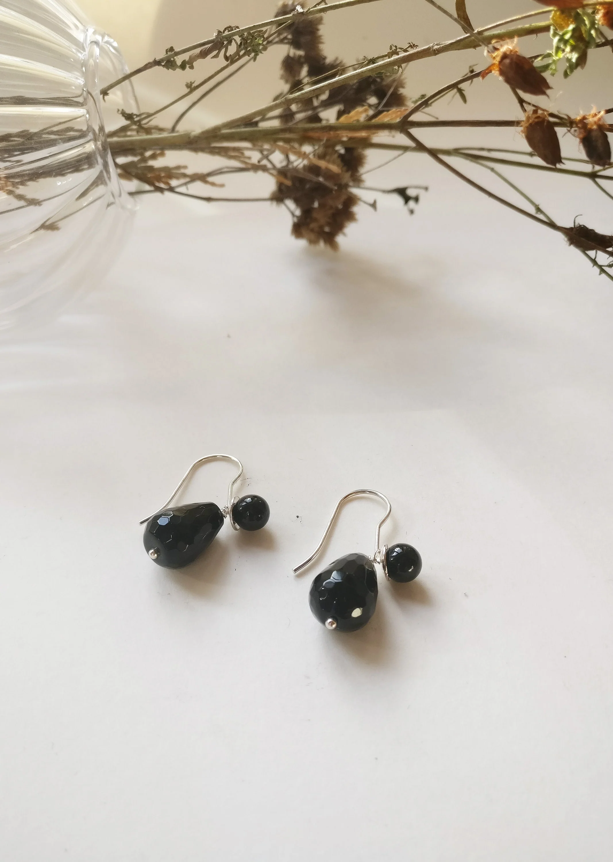 Oorbel in zilver met zwarte onyx: Change zwart