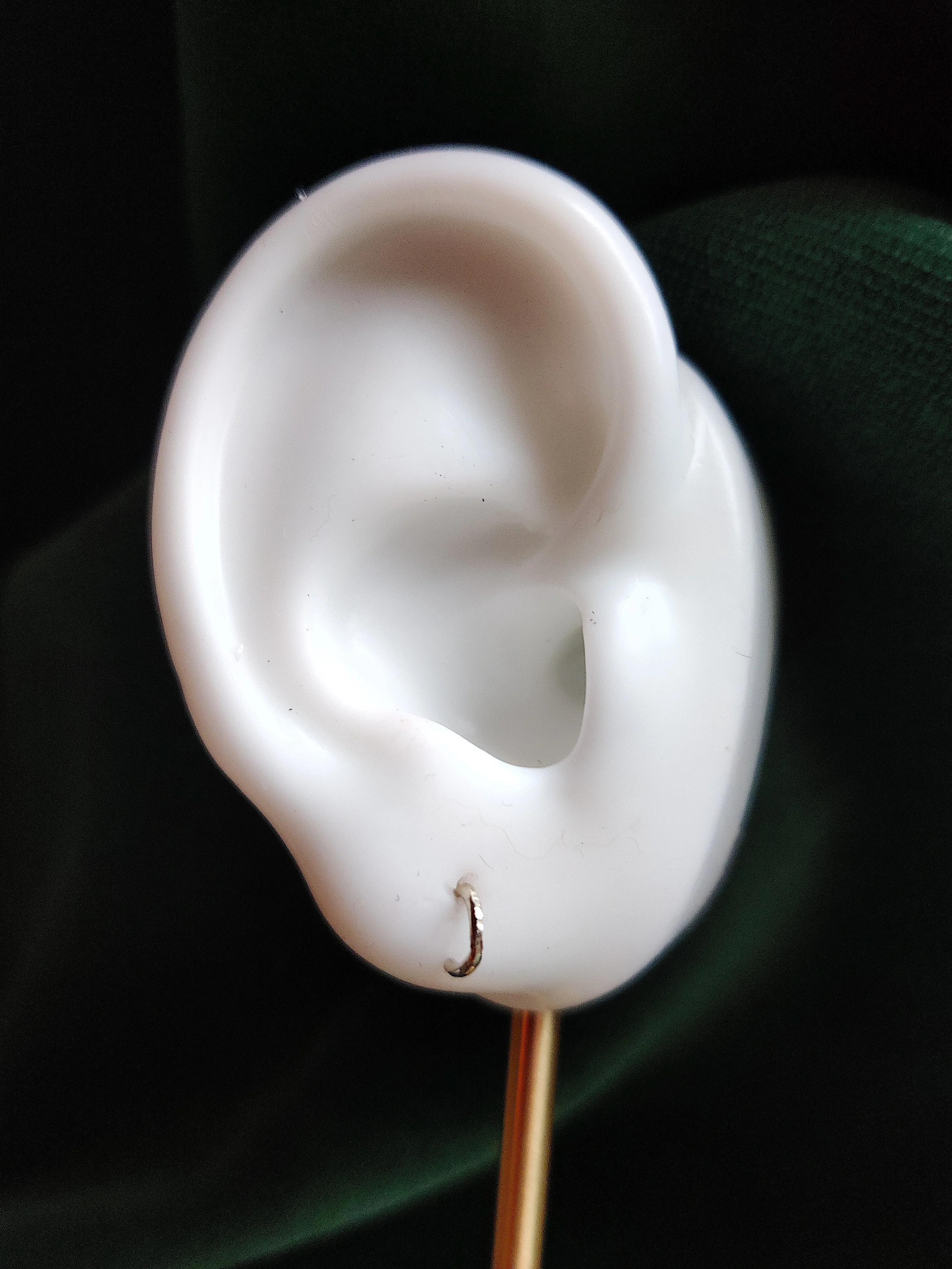 Losse oorsteker in 18K wit goud - Ringo