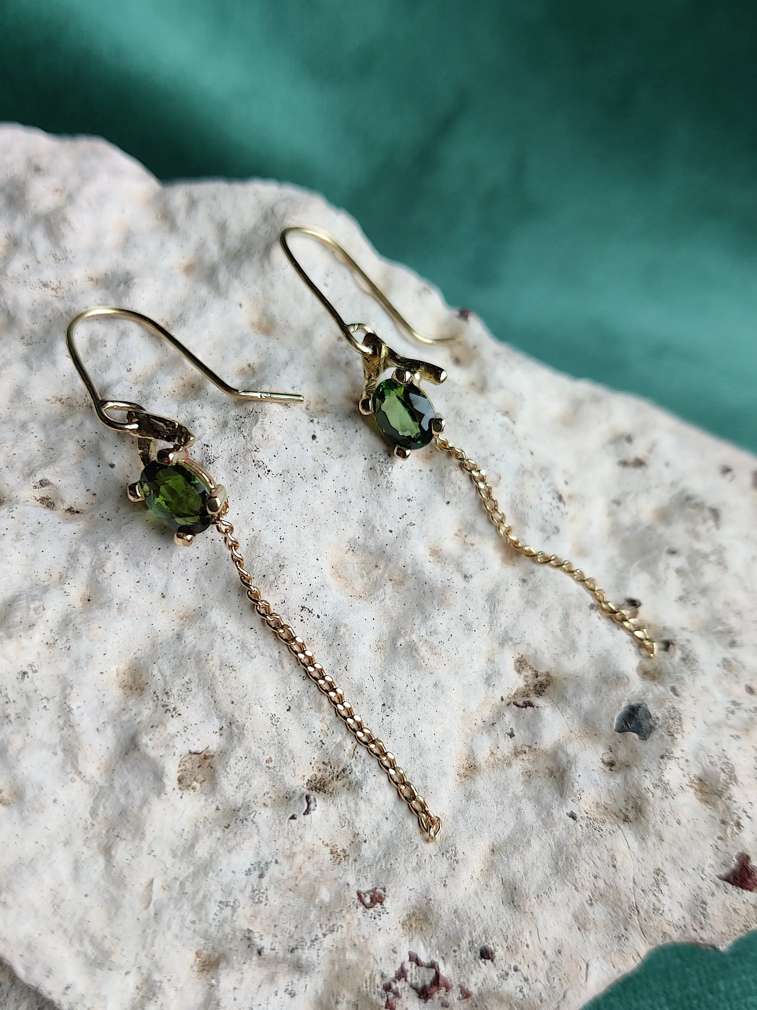 18K gouden oorhangers met toermalijn: Klara