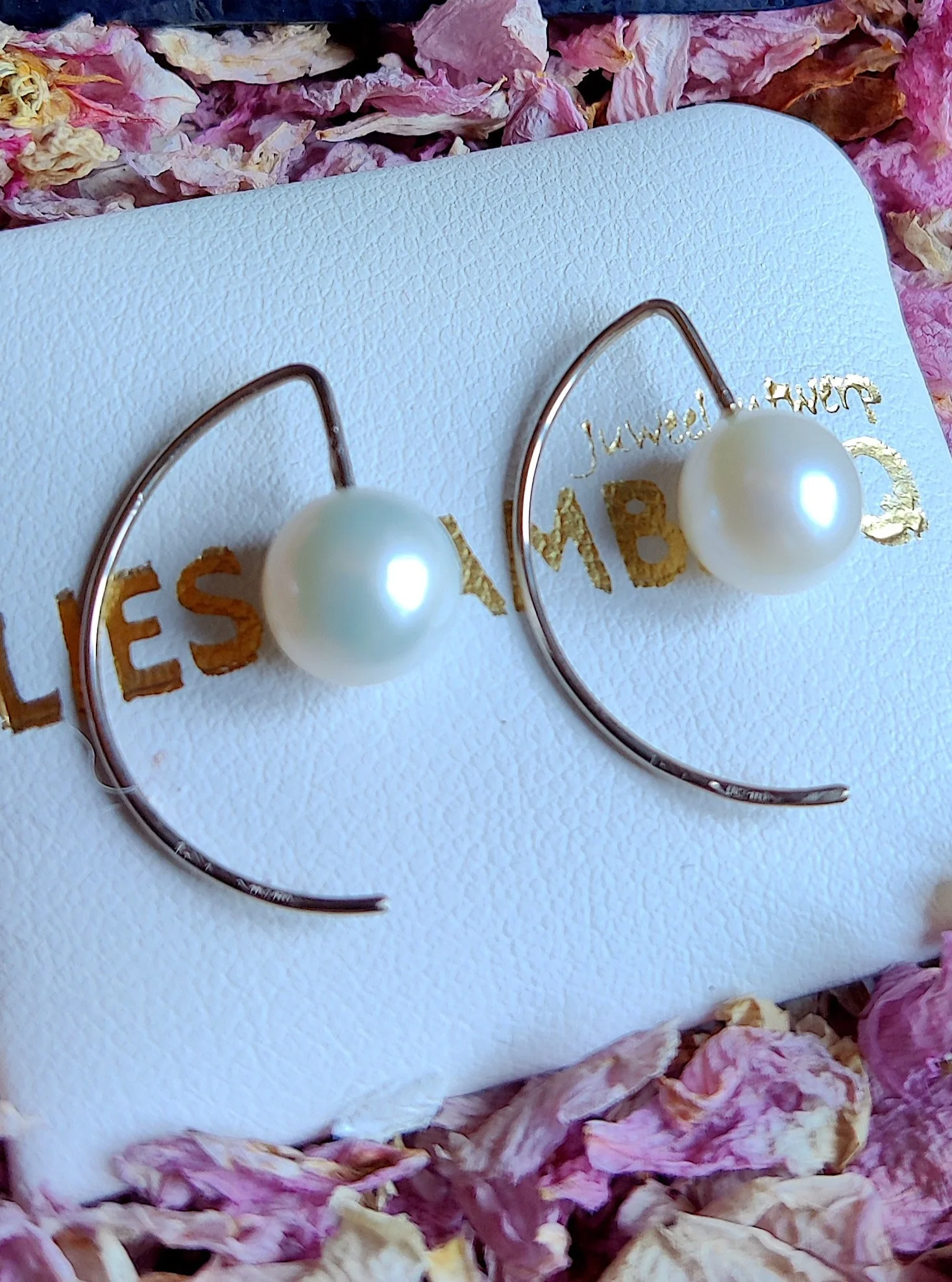 Oorbel in 18K wit goud met parel: Ellips