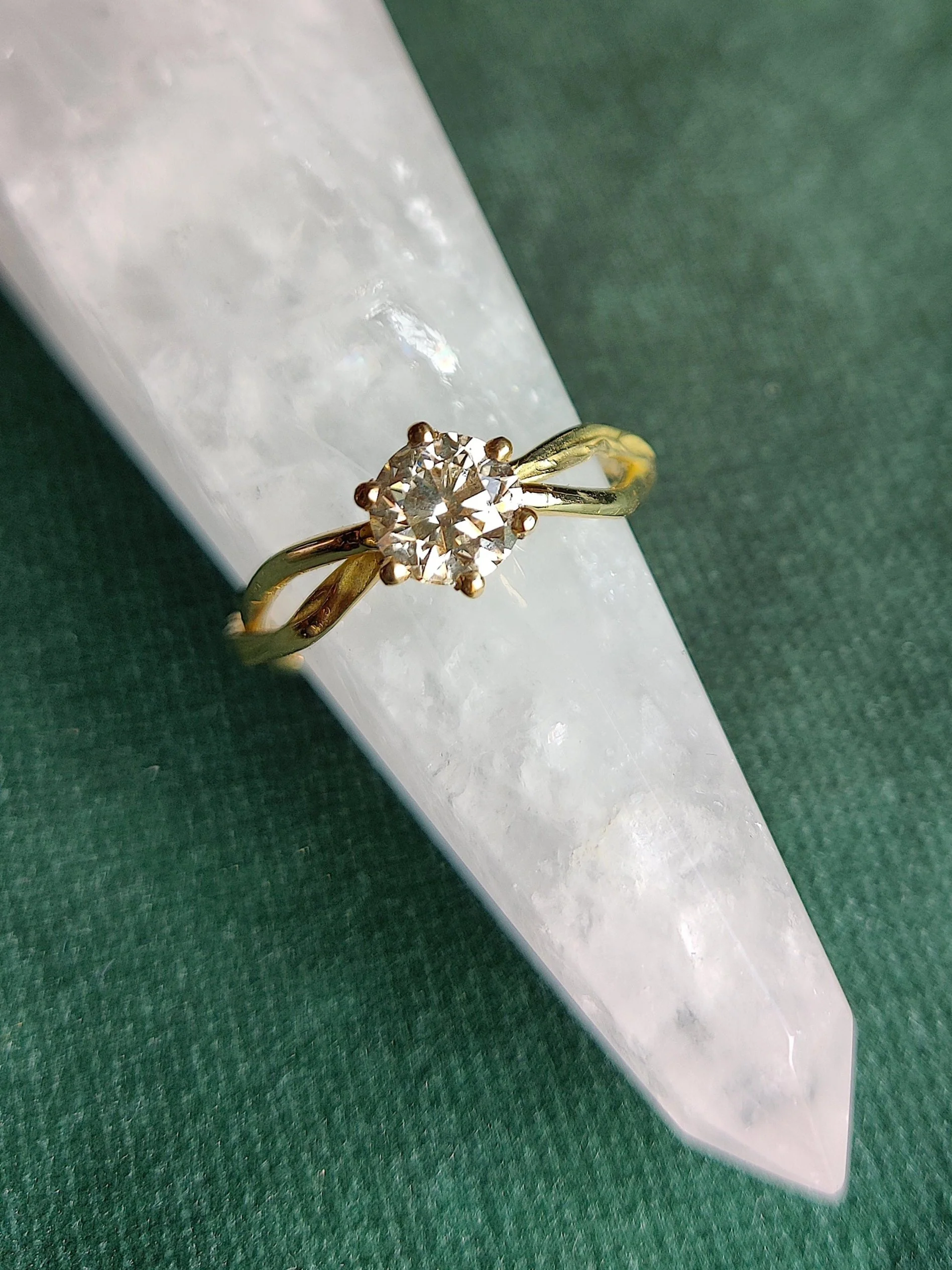 Ring 18K geel goud met diamant 1,03ct: Ellie