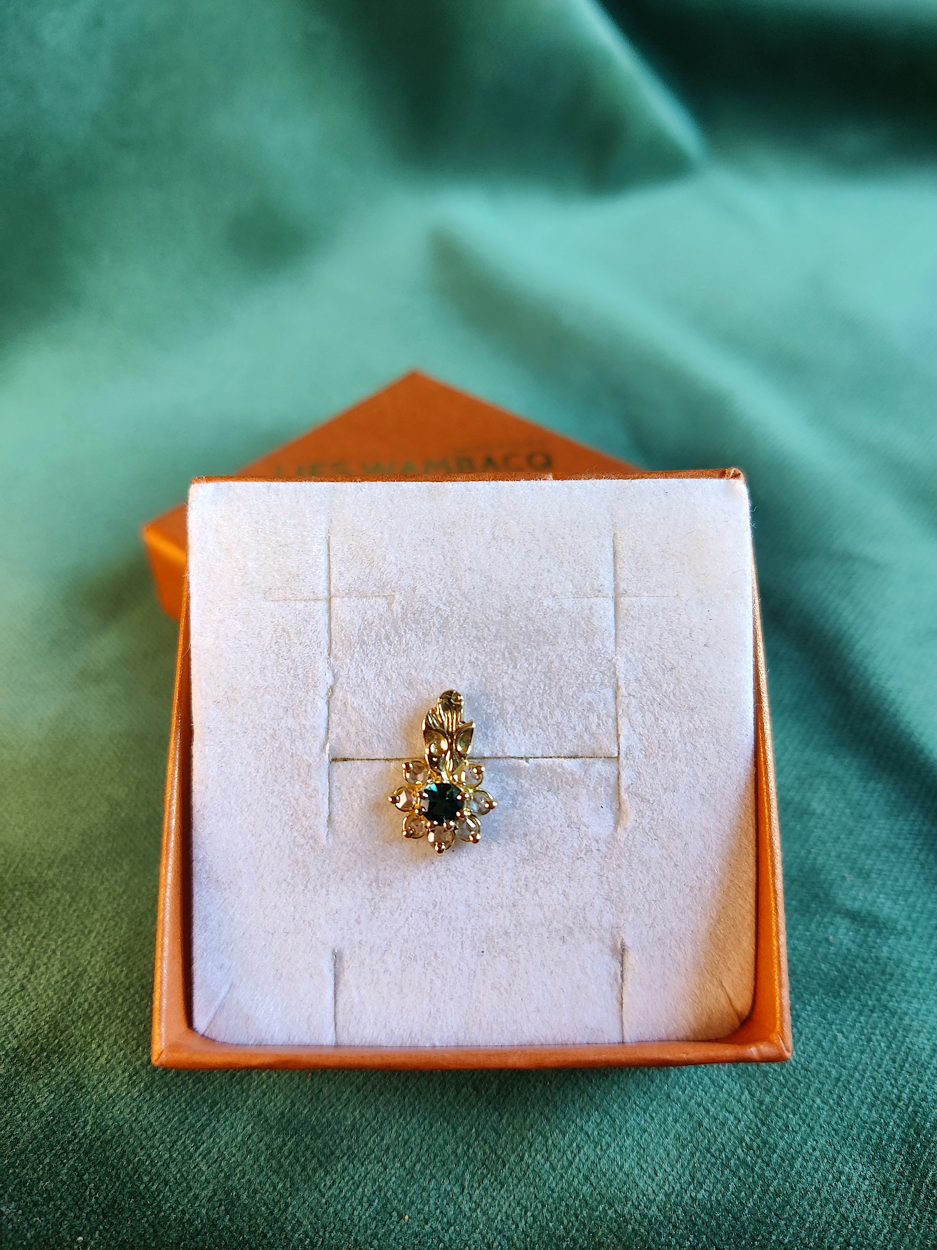 Losse oorsteker in 18k geelgoud met toermalijn en diamant - Lucinda