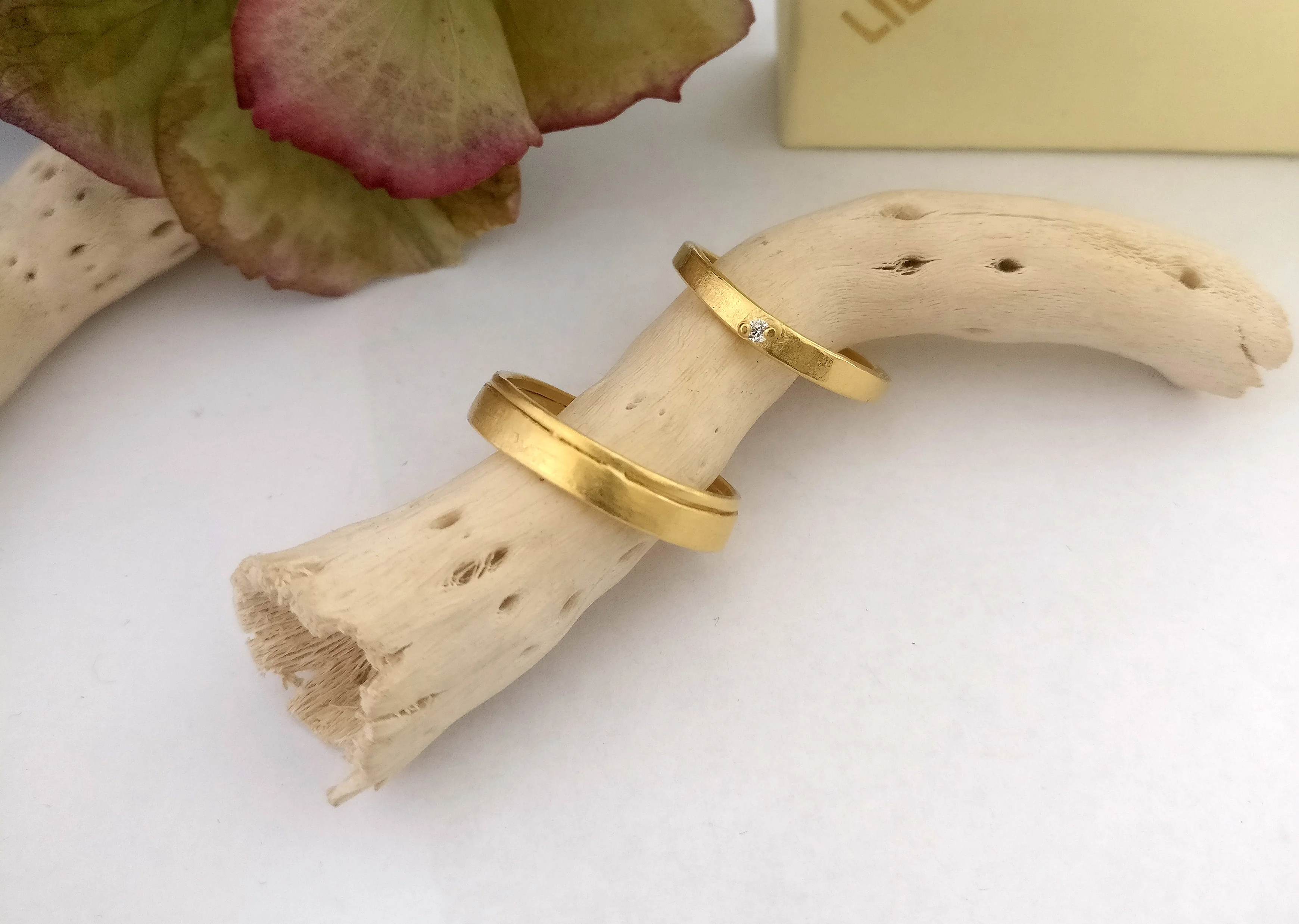 Trouwringen in 18k geel goud: Diego en Frida