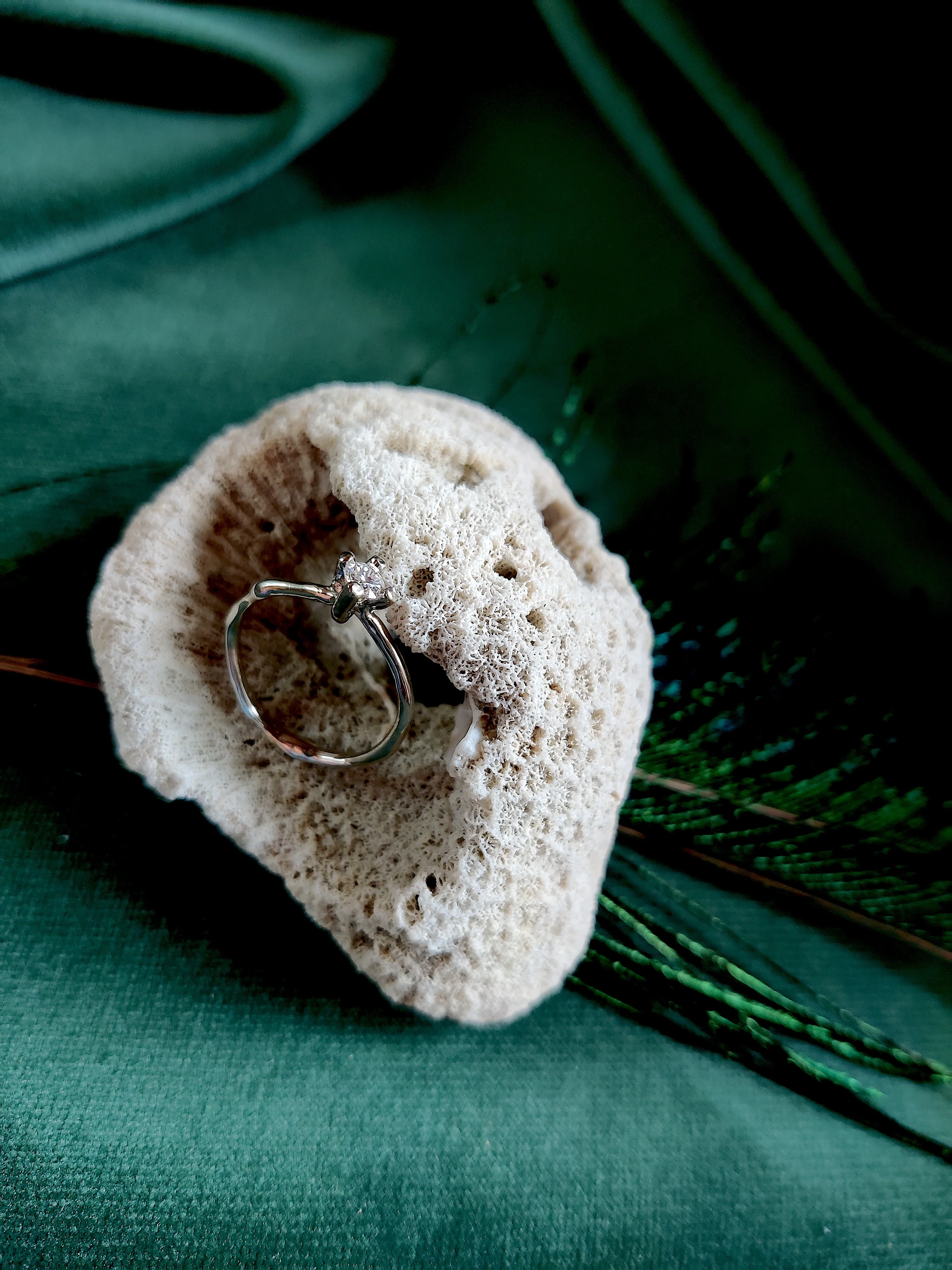 Ring in 18k wit goud met diamant: Judith