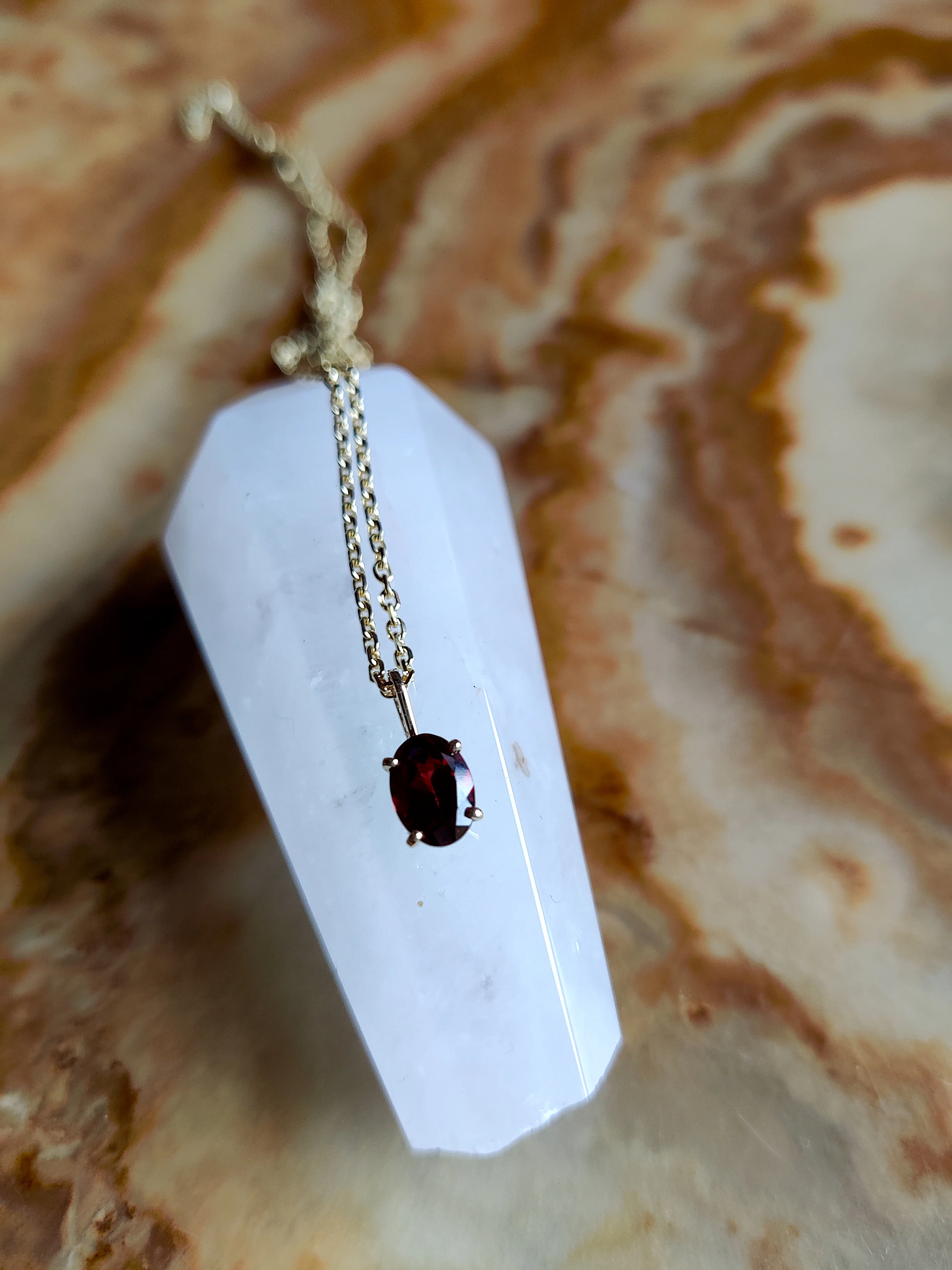 Hanger in 14k geel goud met granaat - Jani