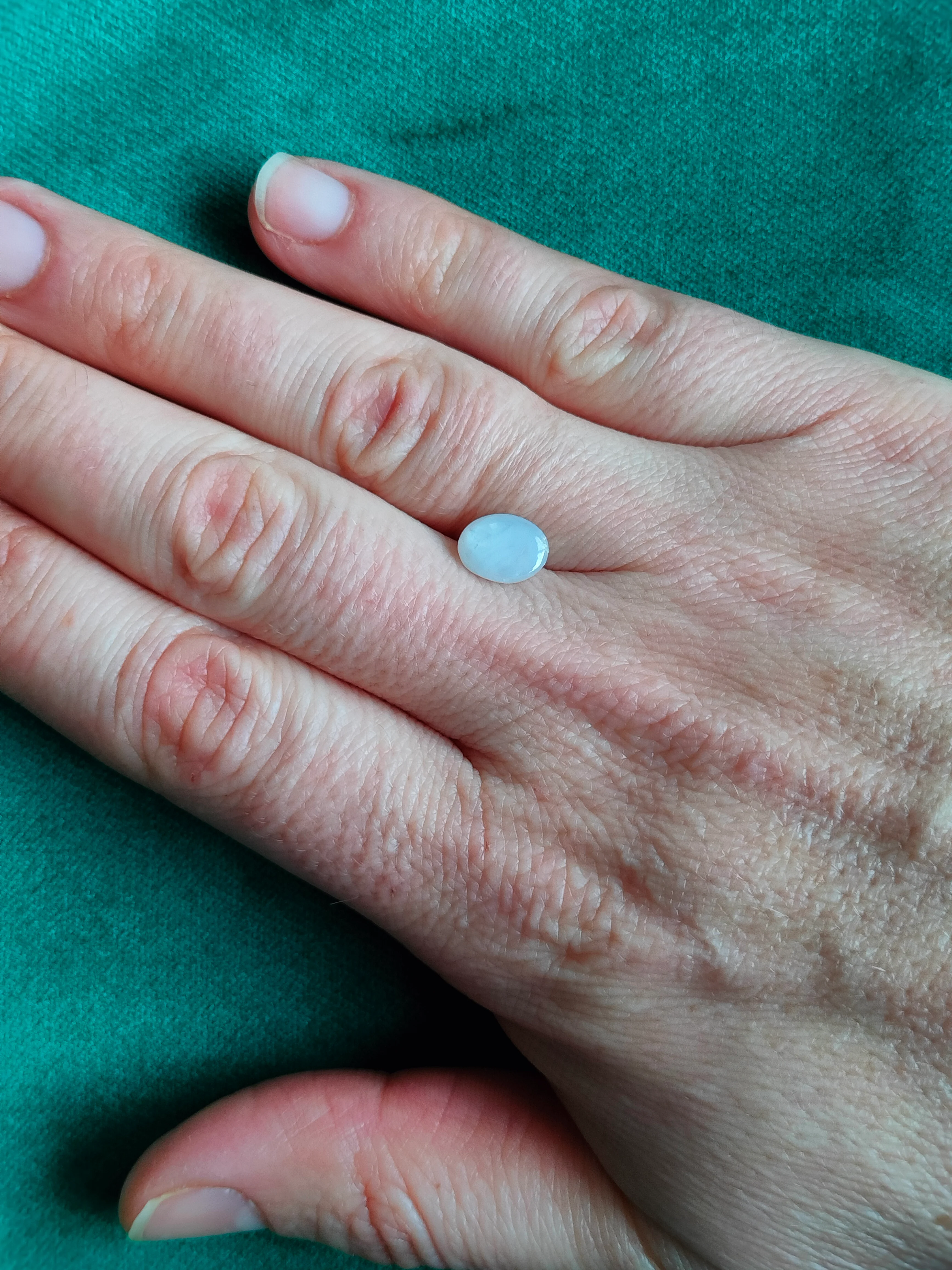 Stersaffier cabochon