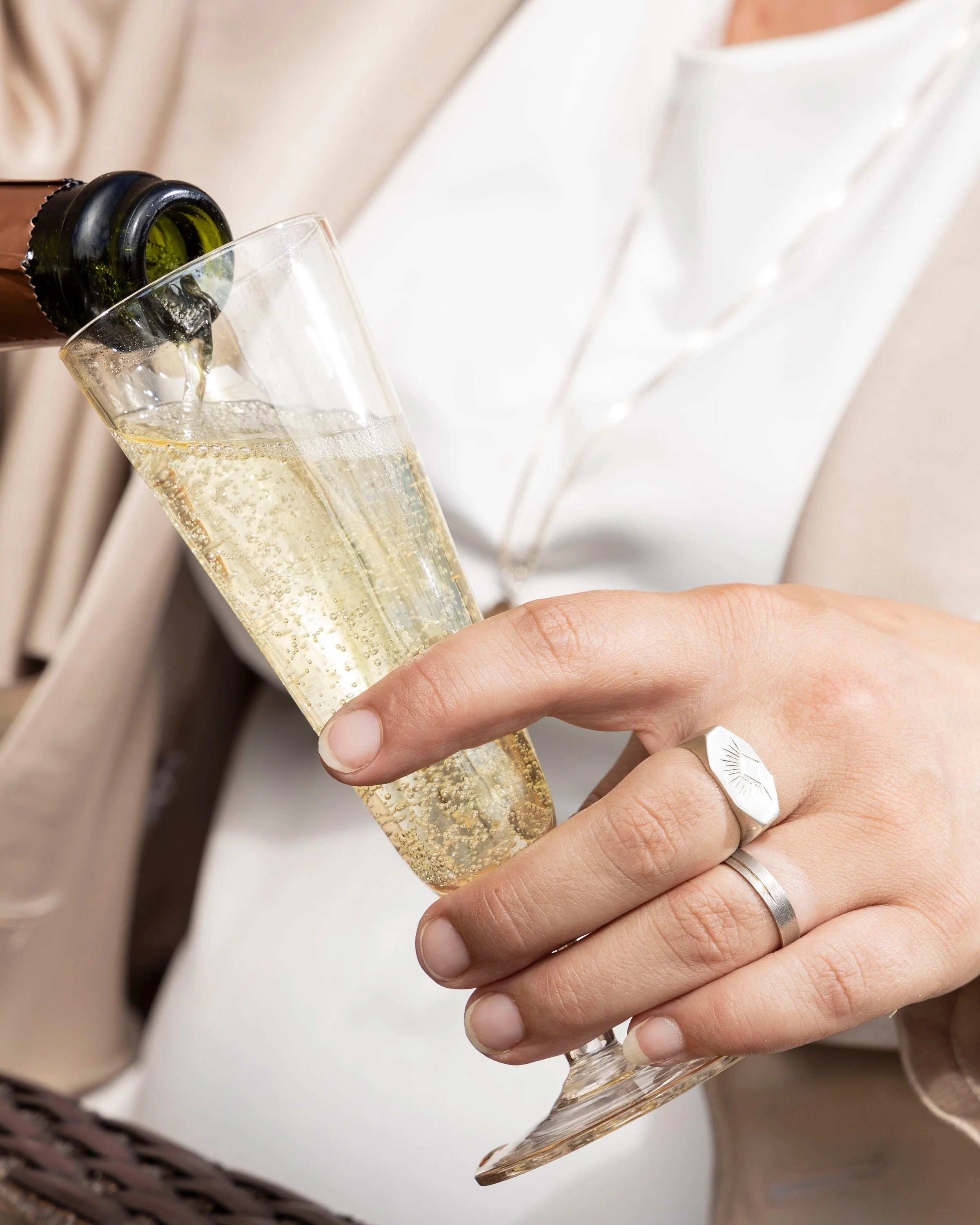 Ring in zilver: Octagoon met zon