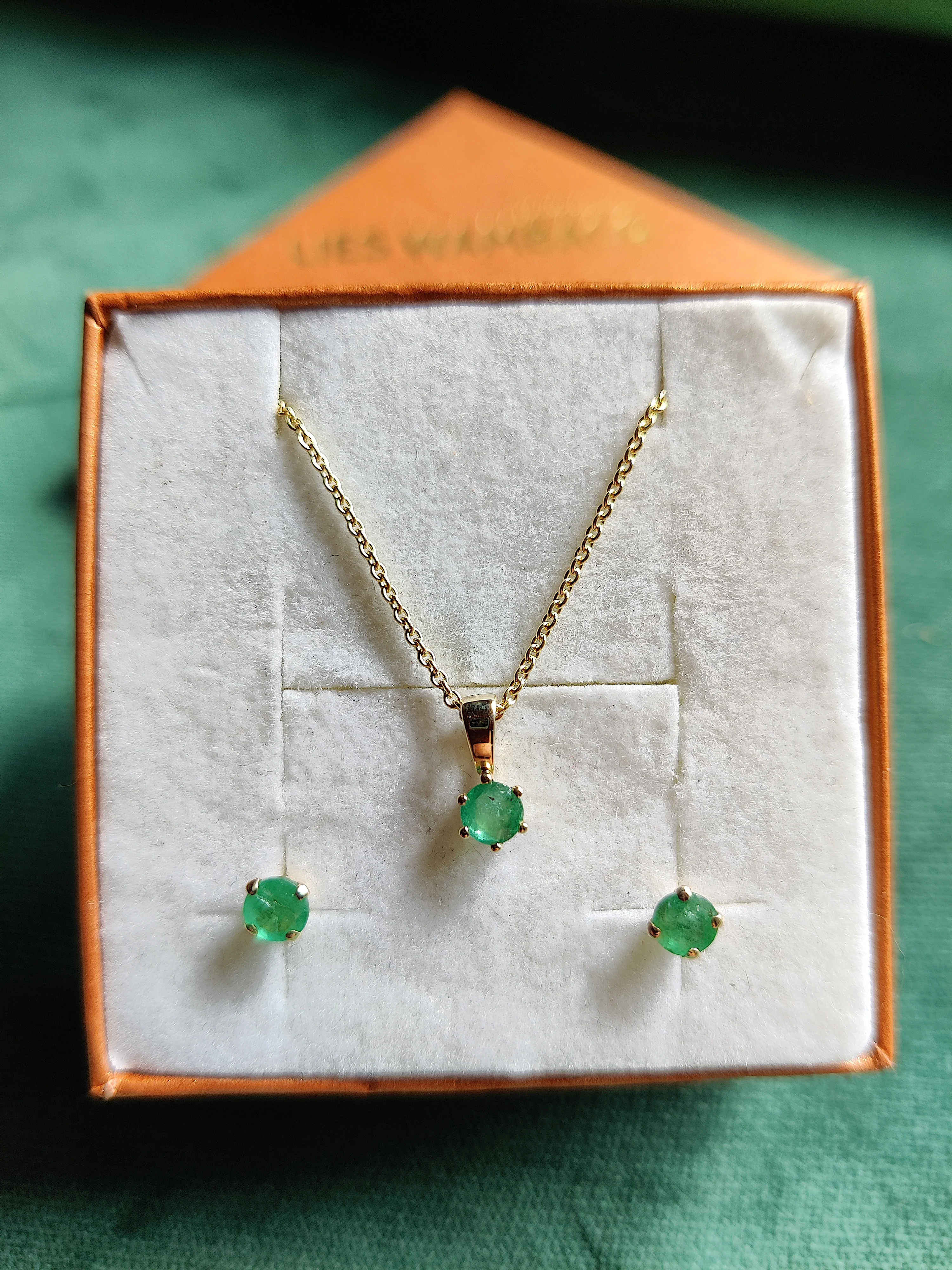 Oorbel in 14k geel goud met smaragd - Meii