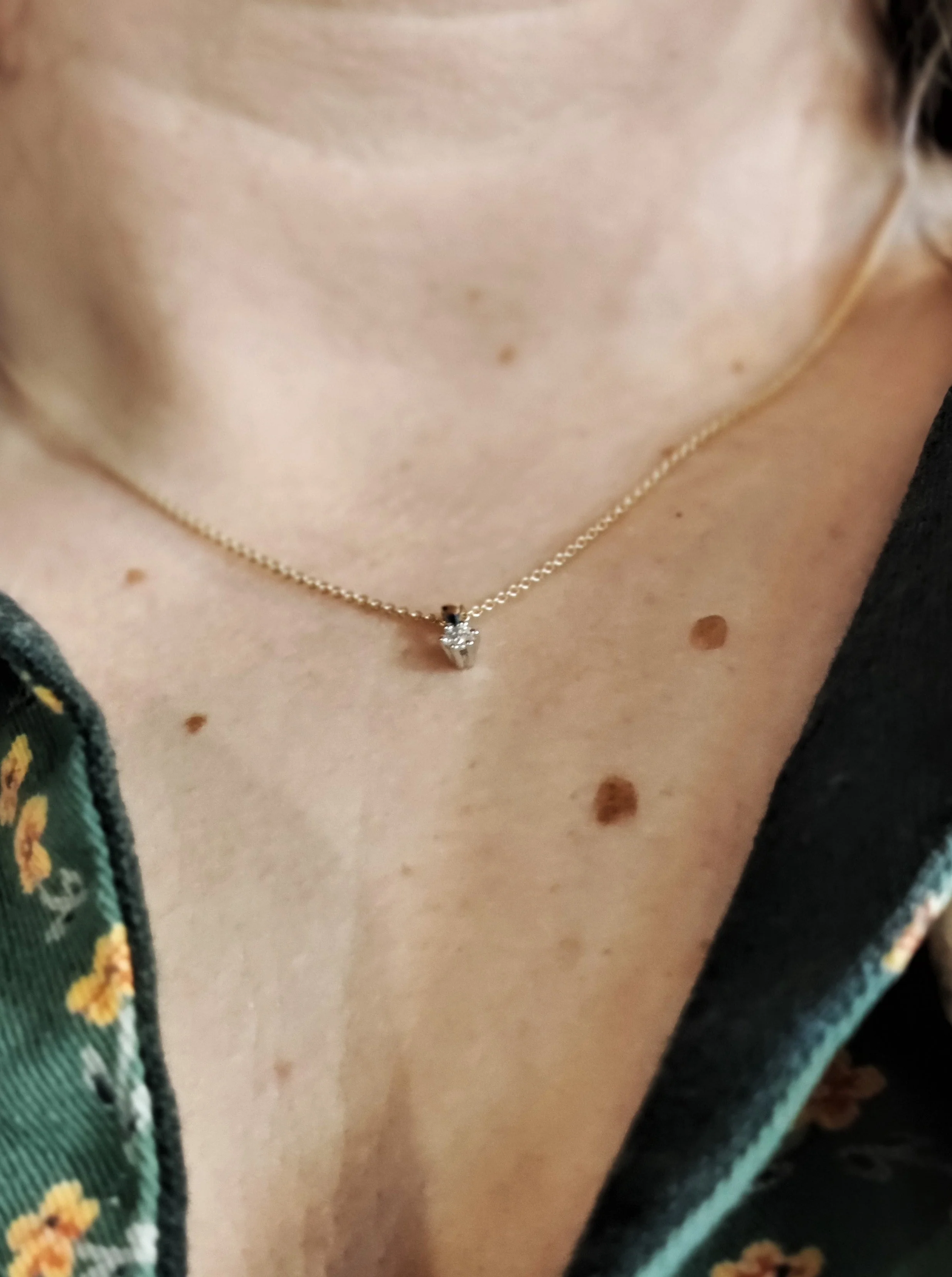 Hanger in 18K geel goud met diamant 0,10 ct - Iva