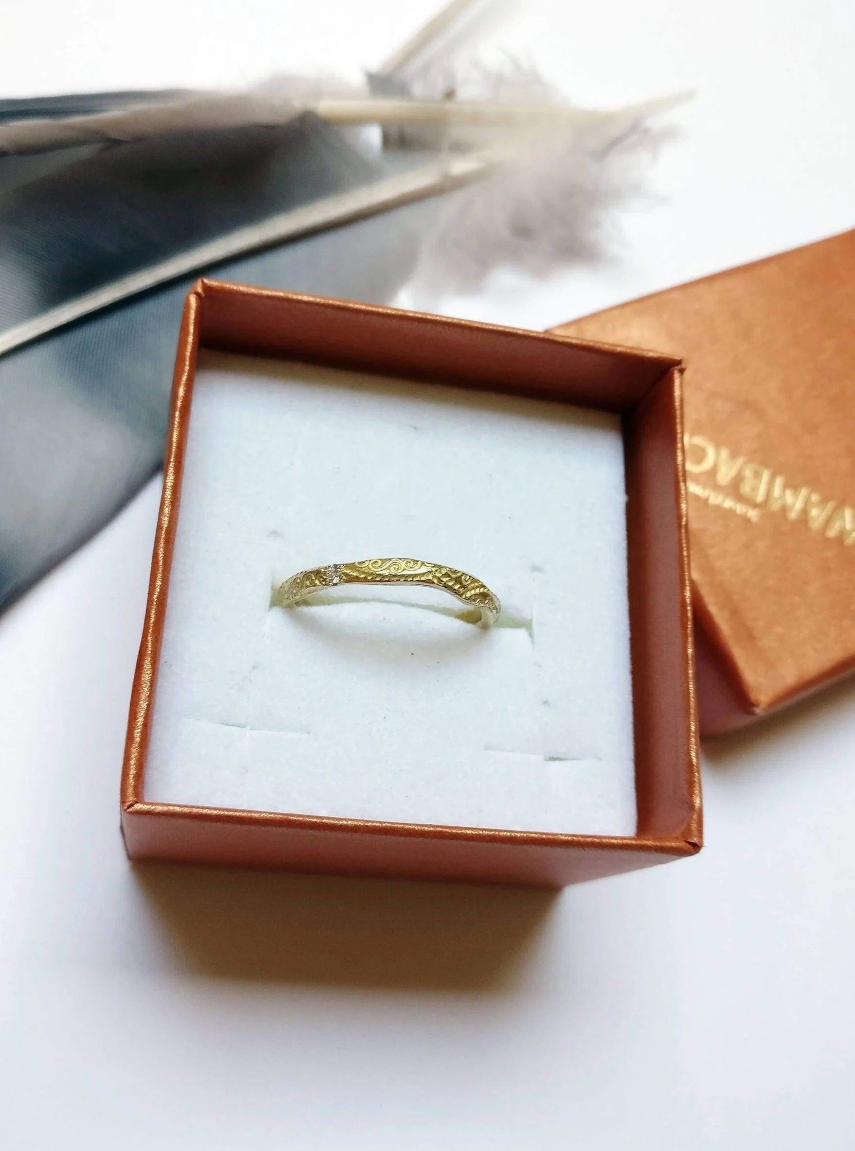 Ring in 18K geel goud: Pocahontas