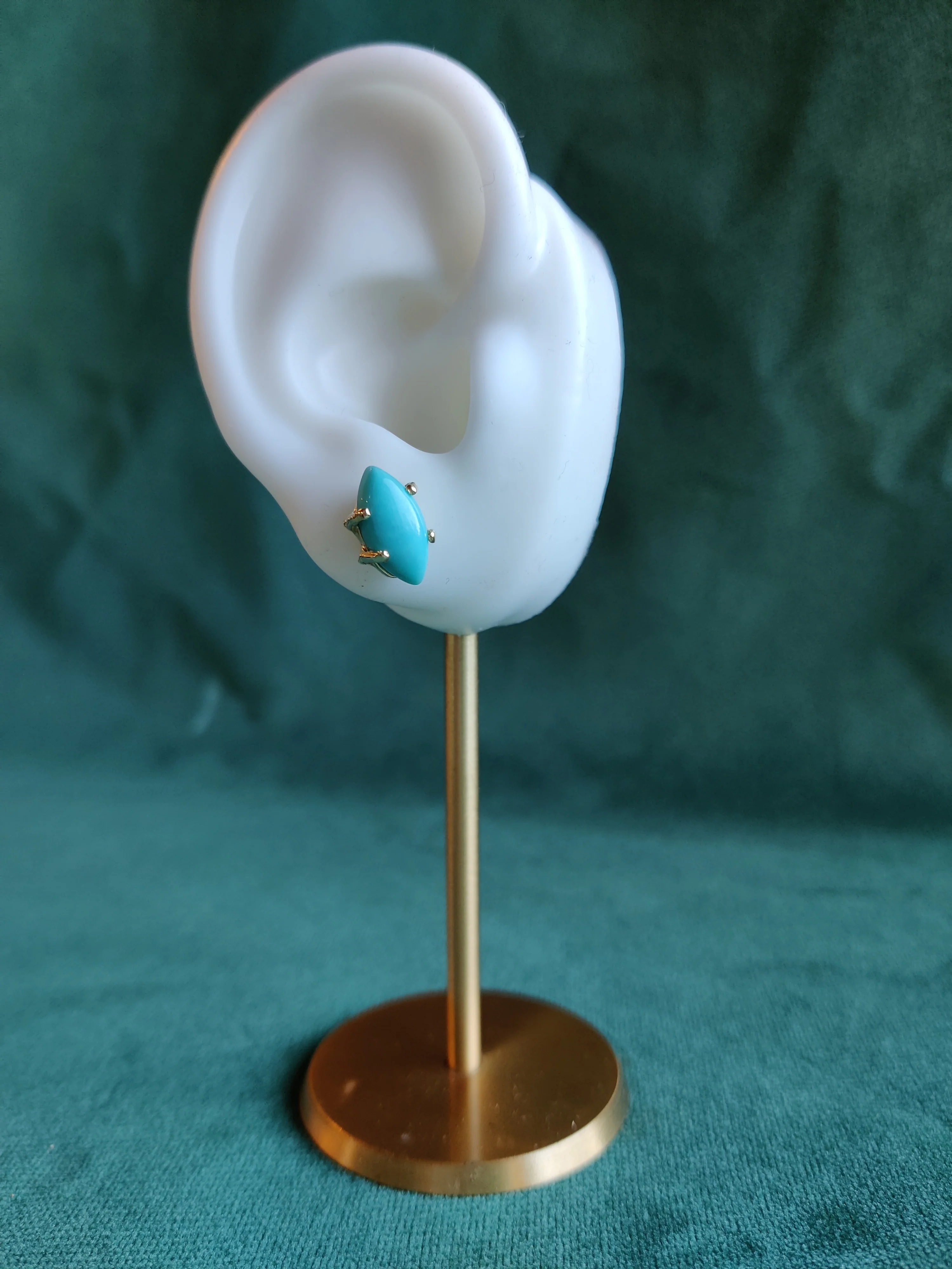 Oorbel in 14k geel goud met turkoois  - Aitne