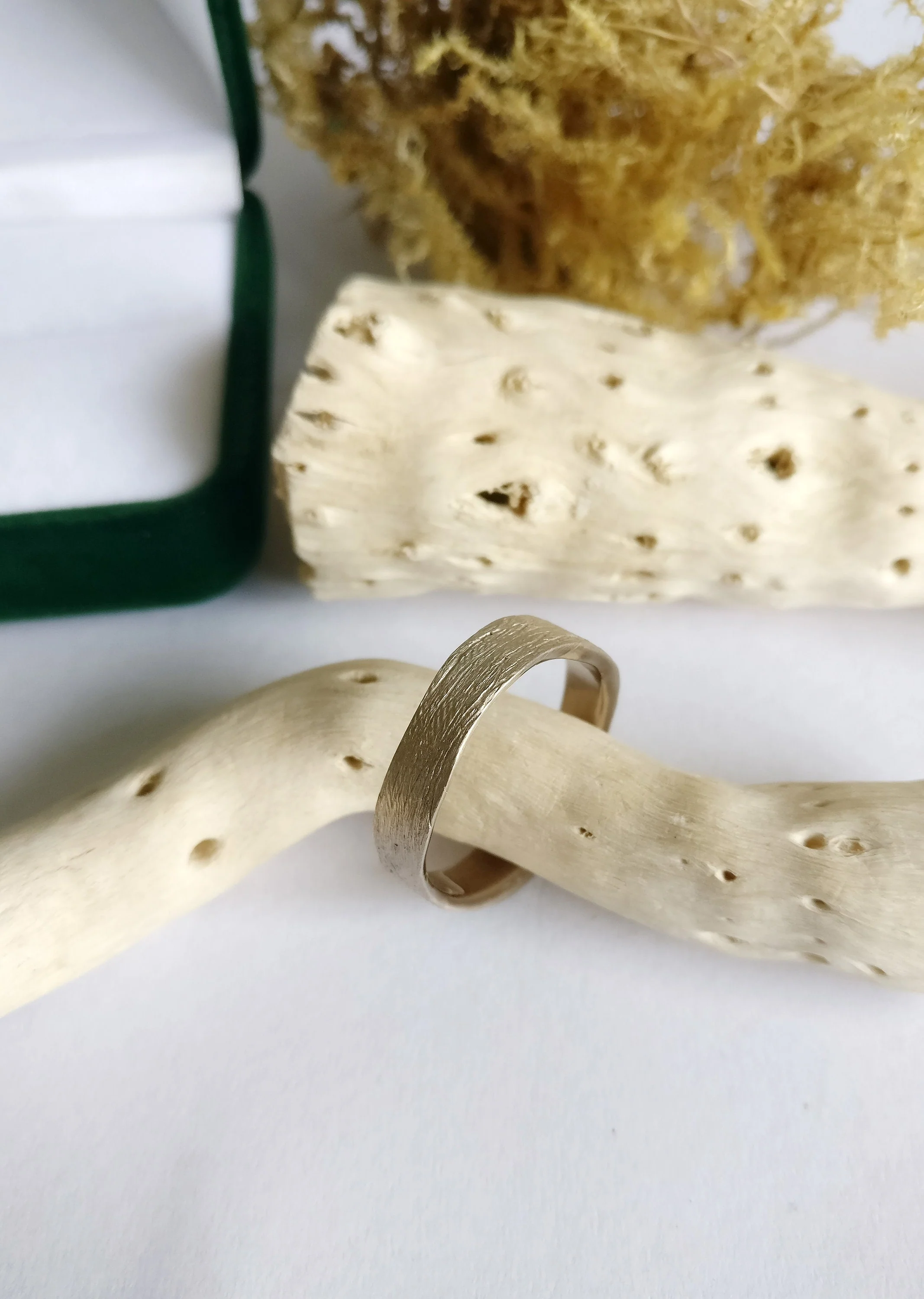 Ring in 18K palladium wit goud: Aragon