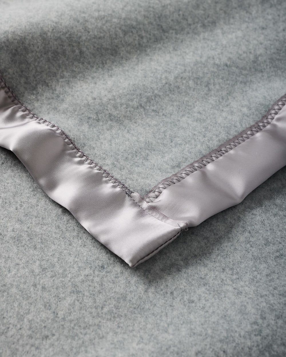 HEIRLOOM CLASSIC MERINO BLANKET