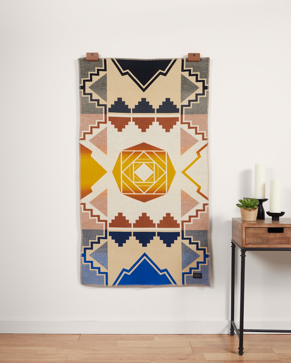 WOODEN BLANKET HANGER CLIPS