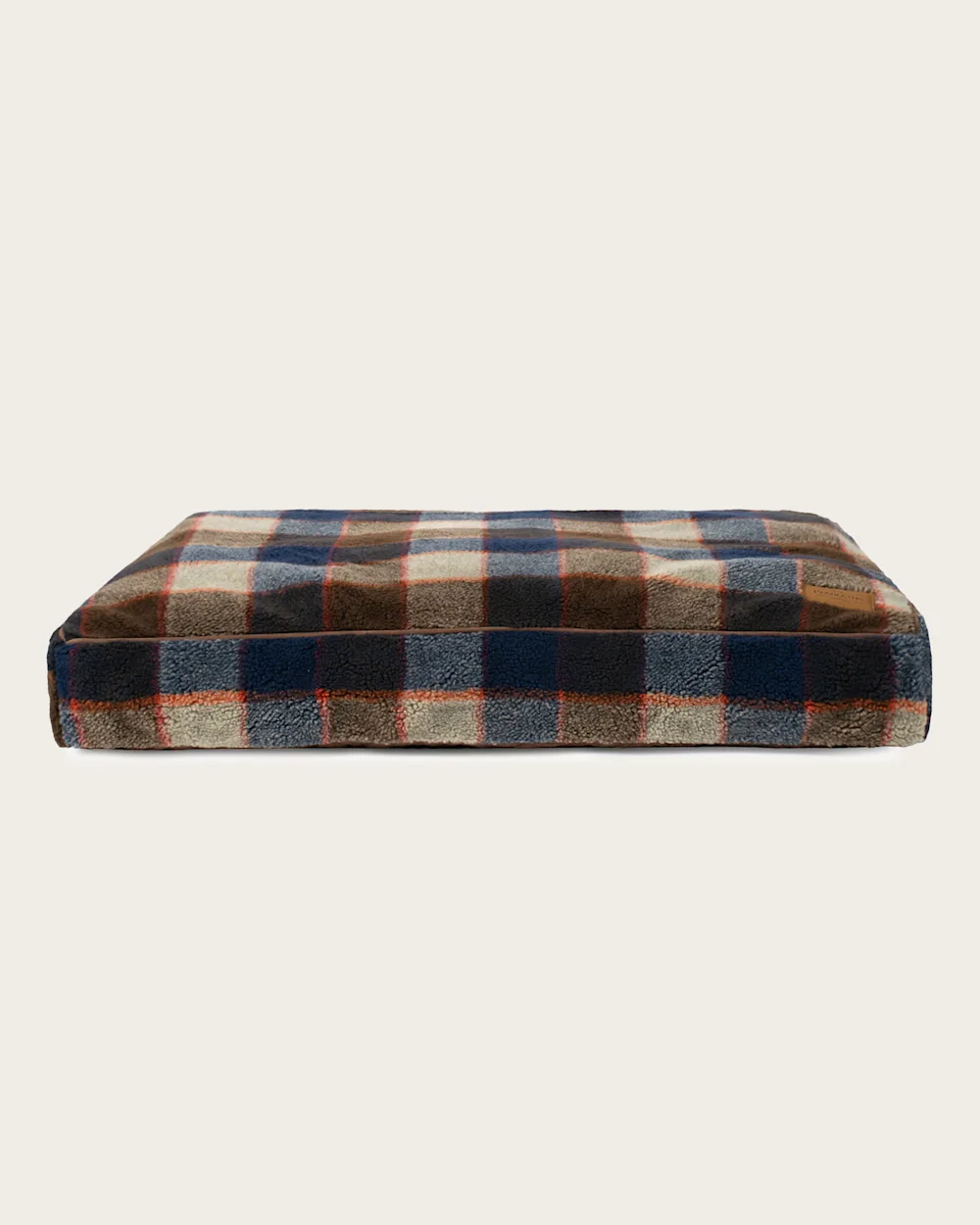 MOUNTAIN PLAID PET BED - NAPPER