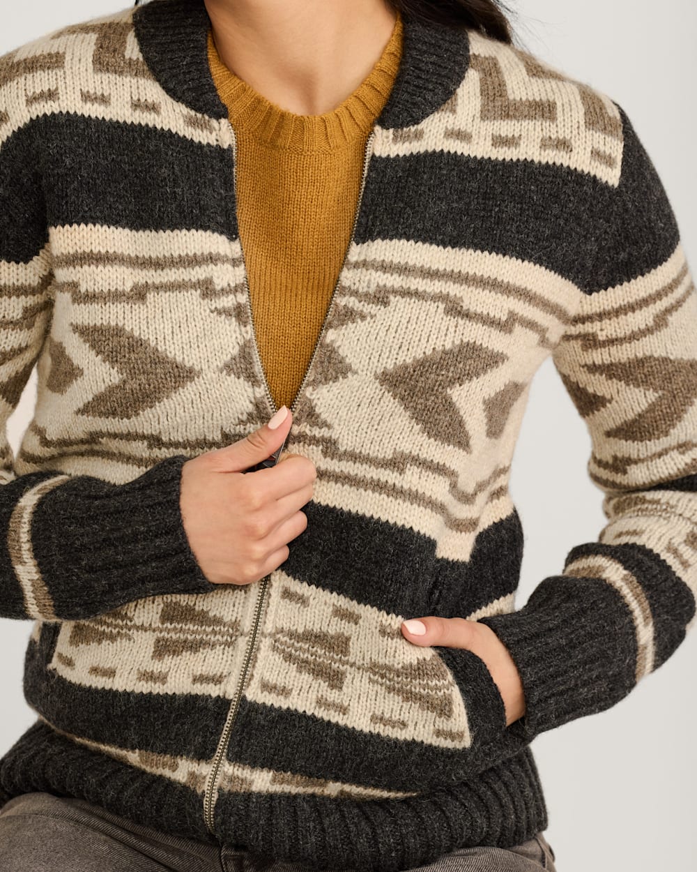 WOMEN'S GRAPHIC SHETLAND COLLECTION ZIP CARDIGAN