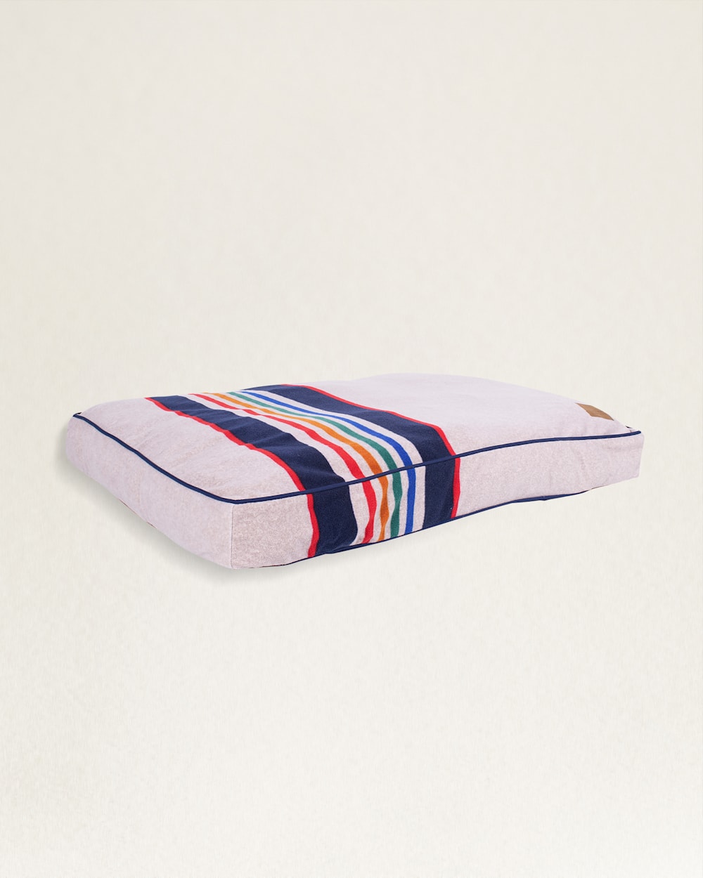 YELLOWSTONE NATIONAL PARK PET BED - NAPPER