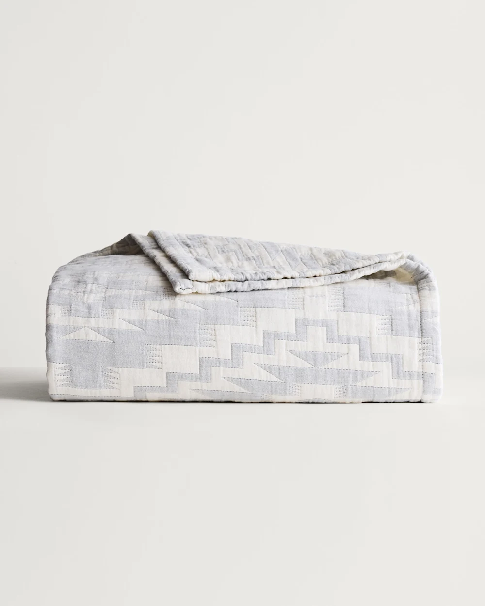 MESILLA COTTON MATELASSE COVERLET
