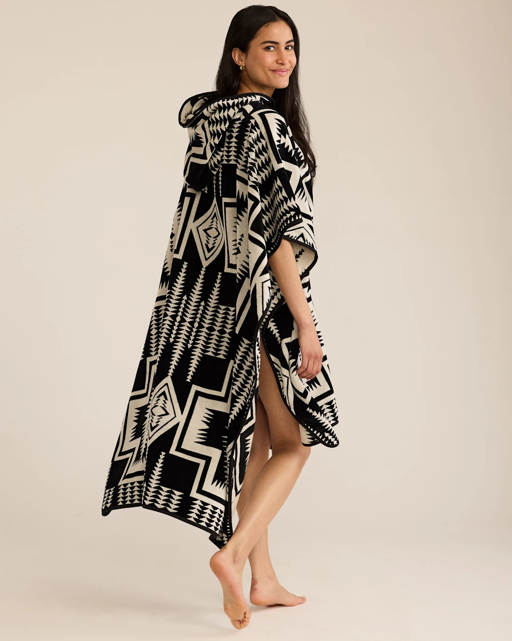 HARDING ADULT HOODED TOWEL