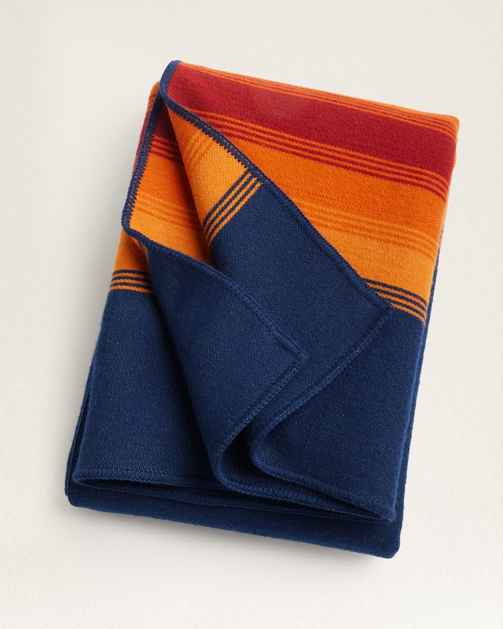 GRAND CANYON NATIONAL PARK THROW WITH CARRIER