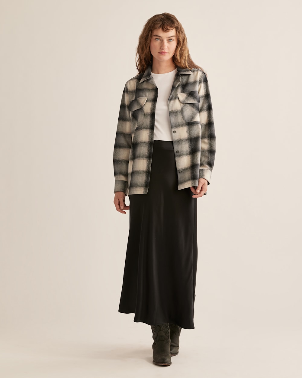 WOMEN'S BOYFRIEND BOARD SHIRT