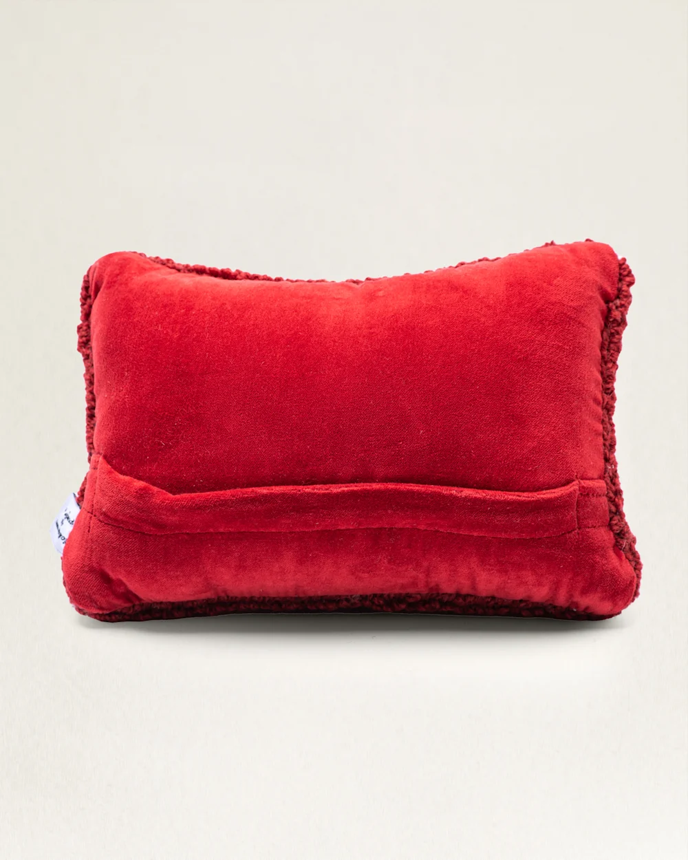 BEAR HOOKED SMALL LUMBAR PILLOW