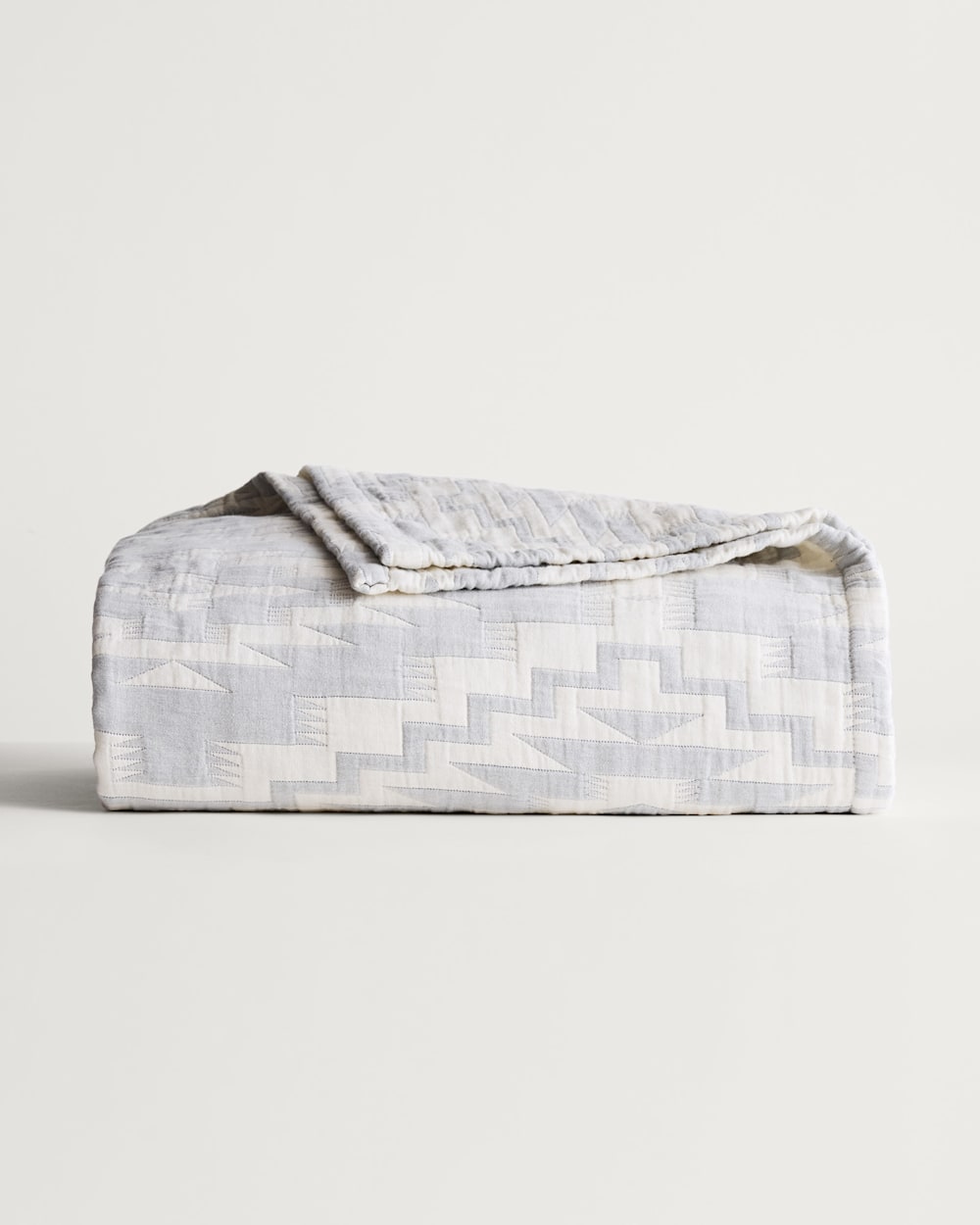 MESILLA COTTON MATELASSE COVERLET