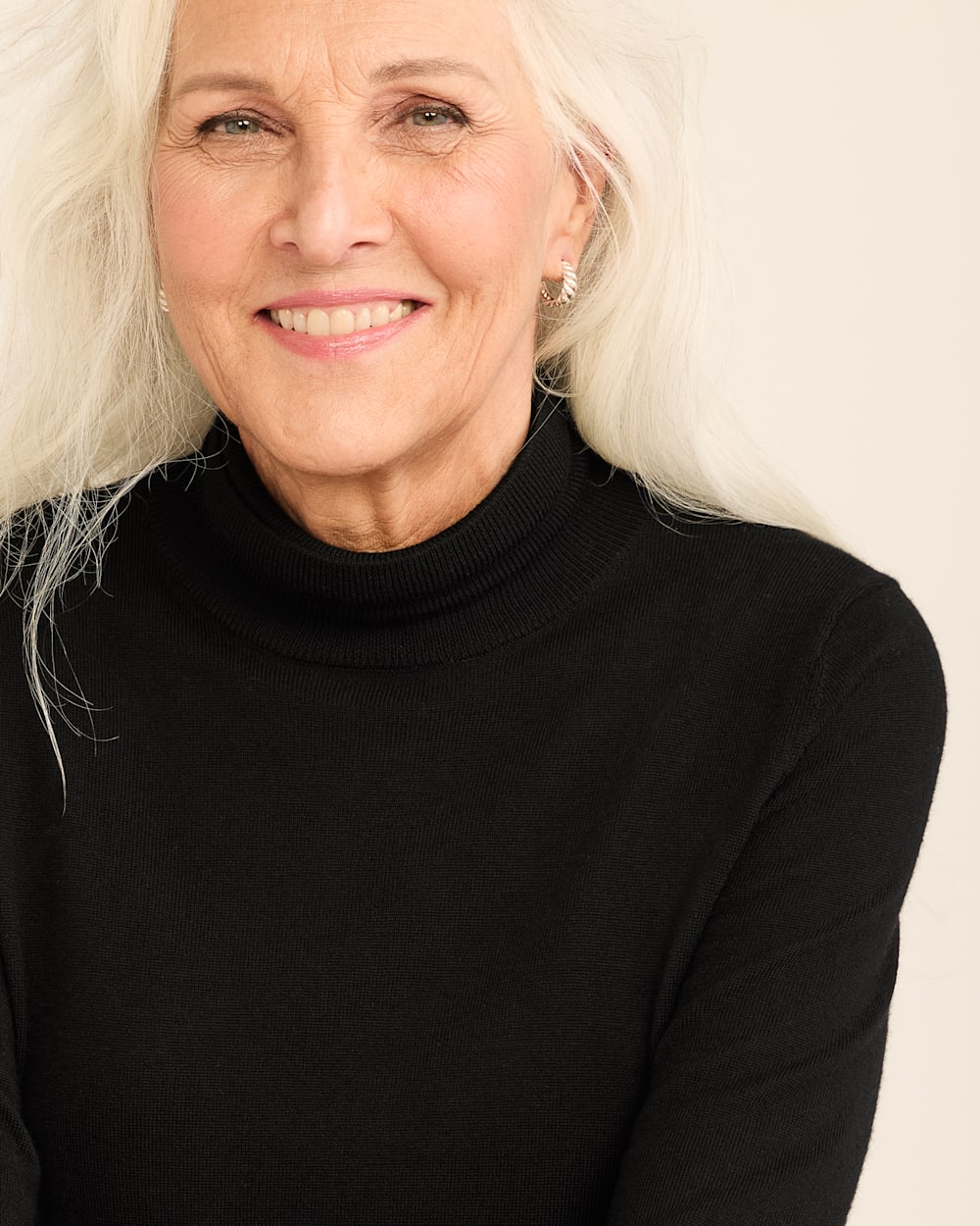 WOMEN'S MERINO TURTLENECK