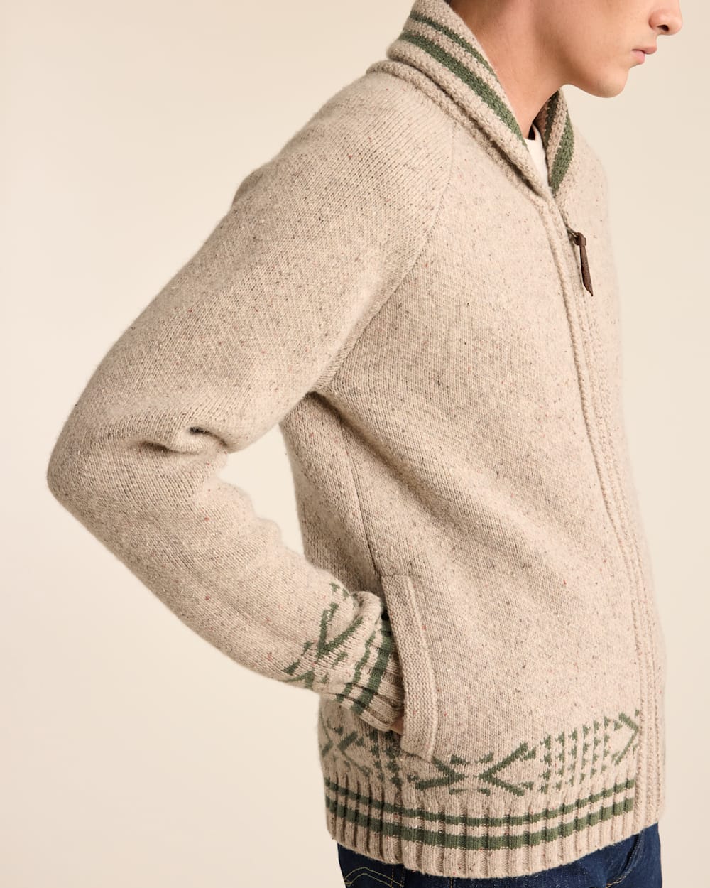 MEN'S SALMON FALLS LAMBSWOOL CARDIGAN