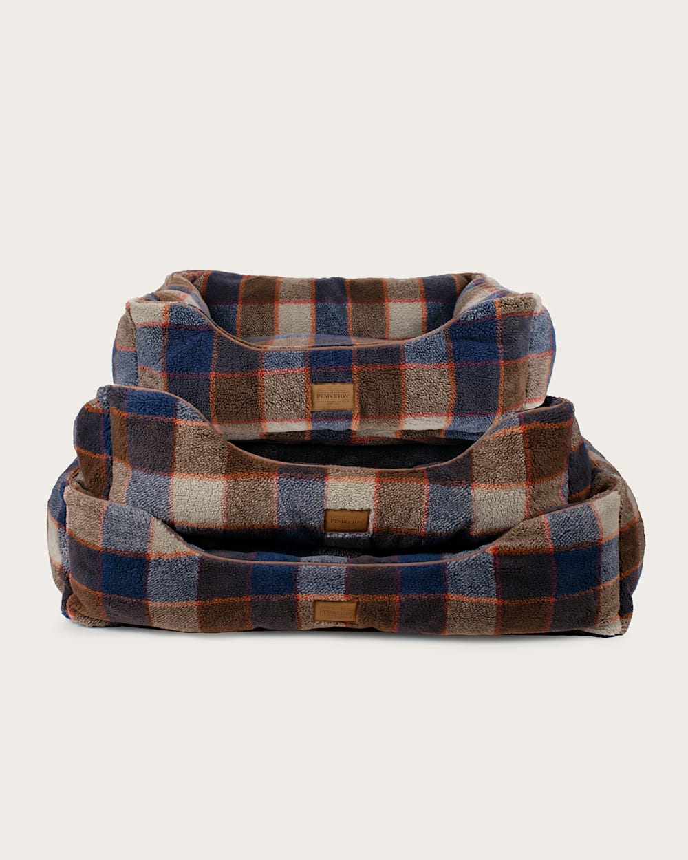 MOUNTAIN PLAID PET BED - KUDDLER