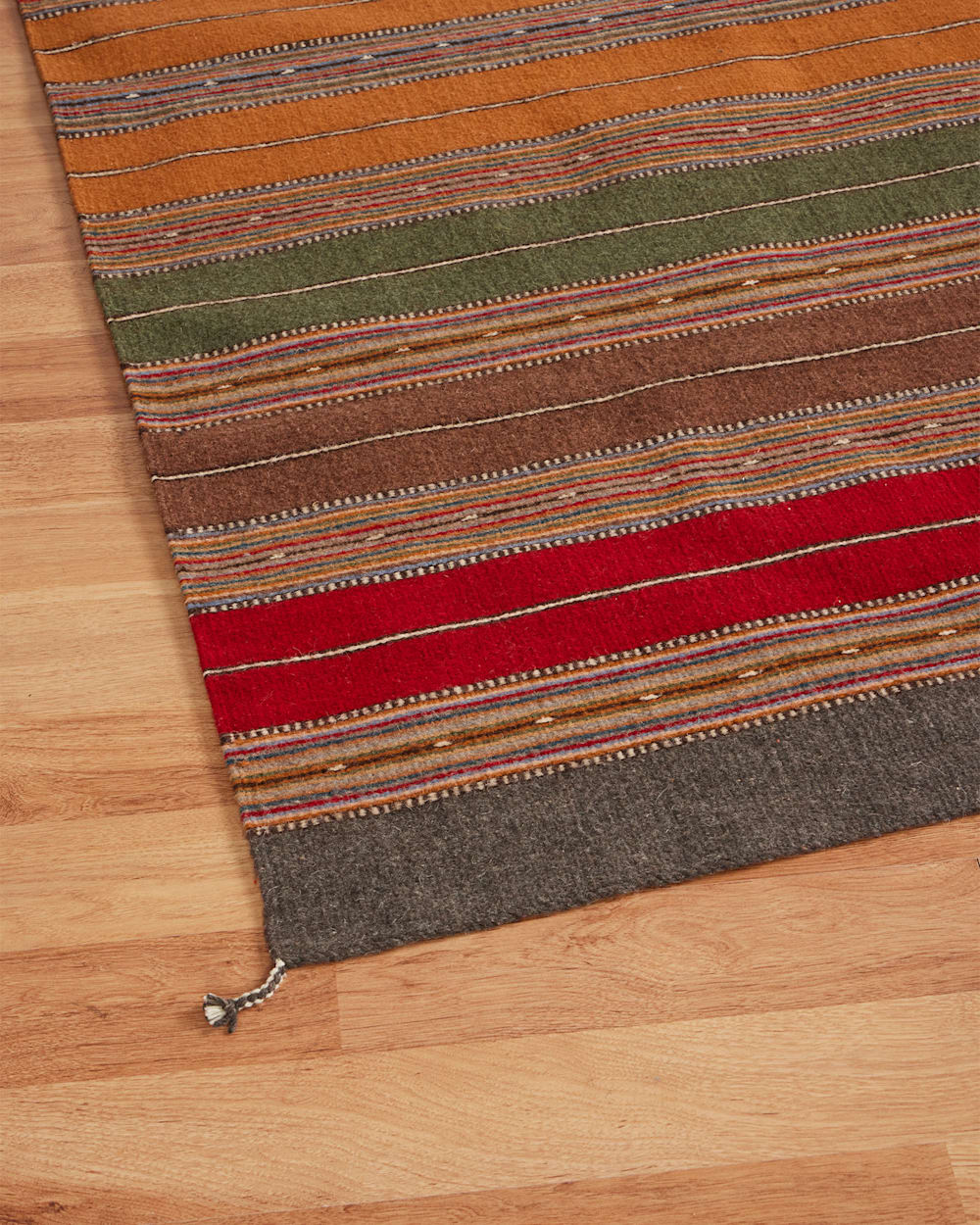 COLLARES RUG
